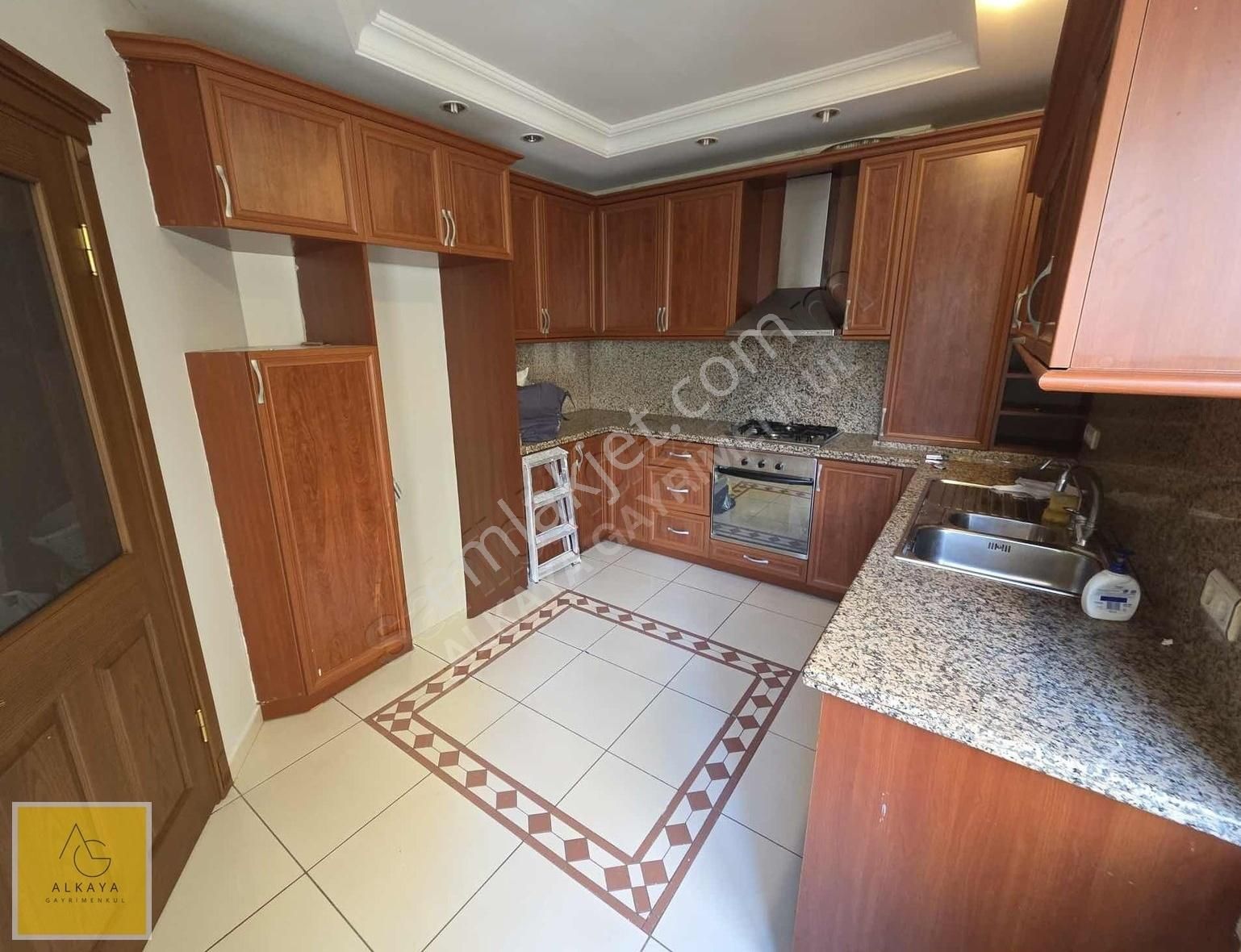 Alkaya'dan Suadiye Minibüs Cd Yakın Satılık 4+1 Boş Daire - Görsel 22