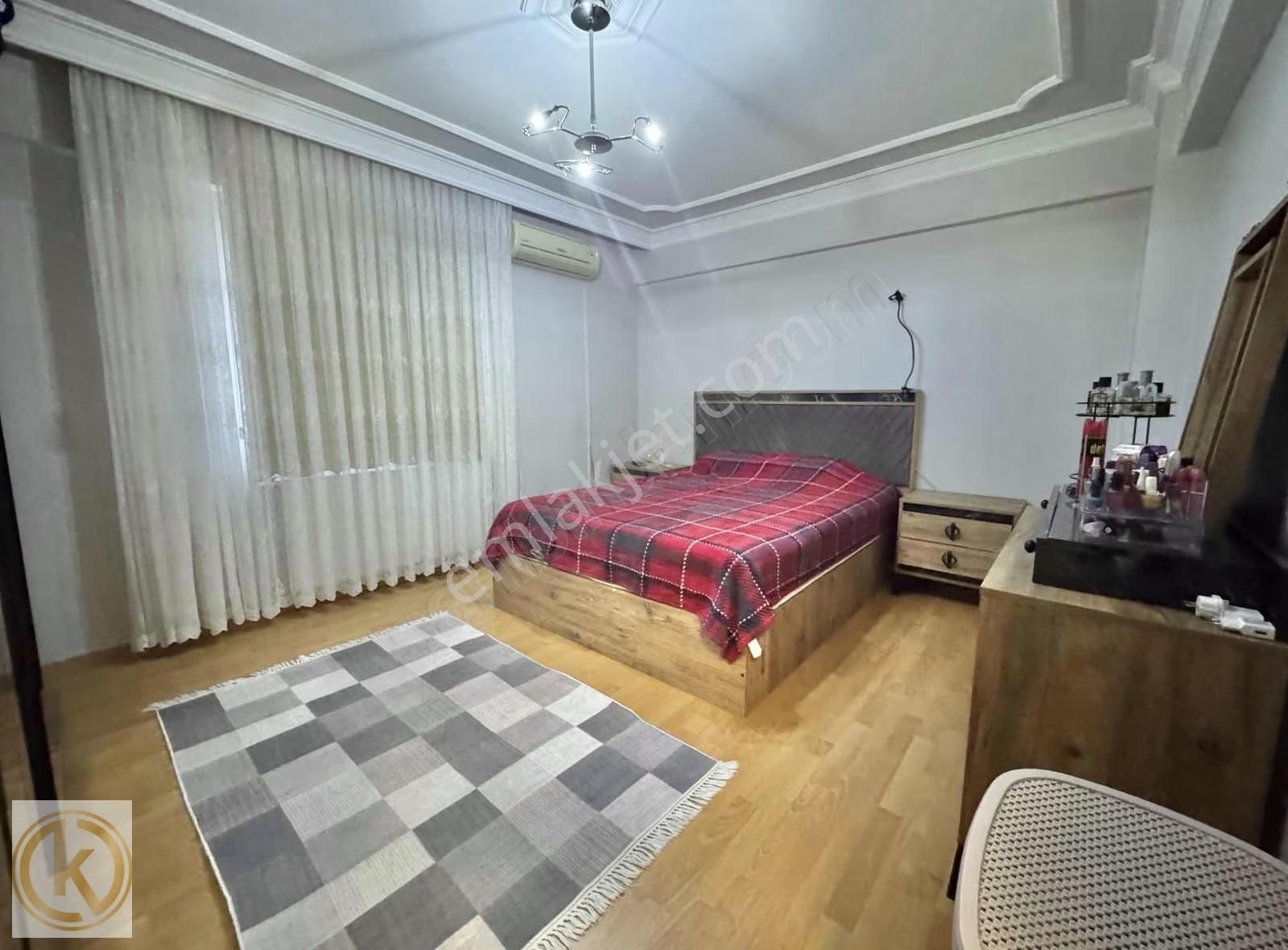 Kaymak Emlaktan Erenlerde Bahçeli+garajlı 150m2 3+1 Satılk Daire - Görsel 4