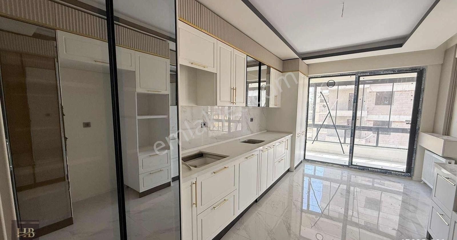 Çetinler'den Şehitlik Mahallesinde 4+1 Lüks Daire - Görsel 12