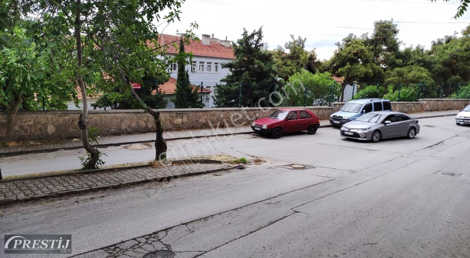 Balıkesir Nef İn Duvarına Bakan 2+! Giriş Kat Kombili Daire - Görsel 9