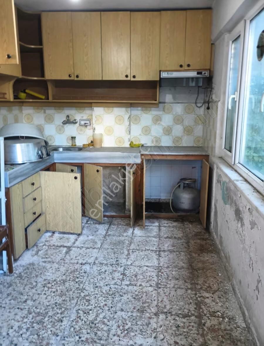 Değirmenli Kızıkta Satılık 5 Katlı Müstakil Bina - Görsel 13