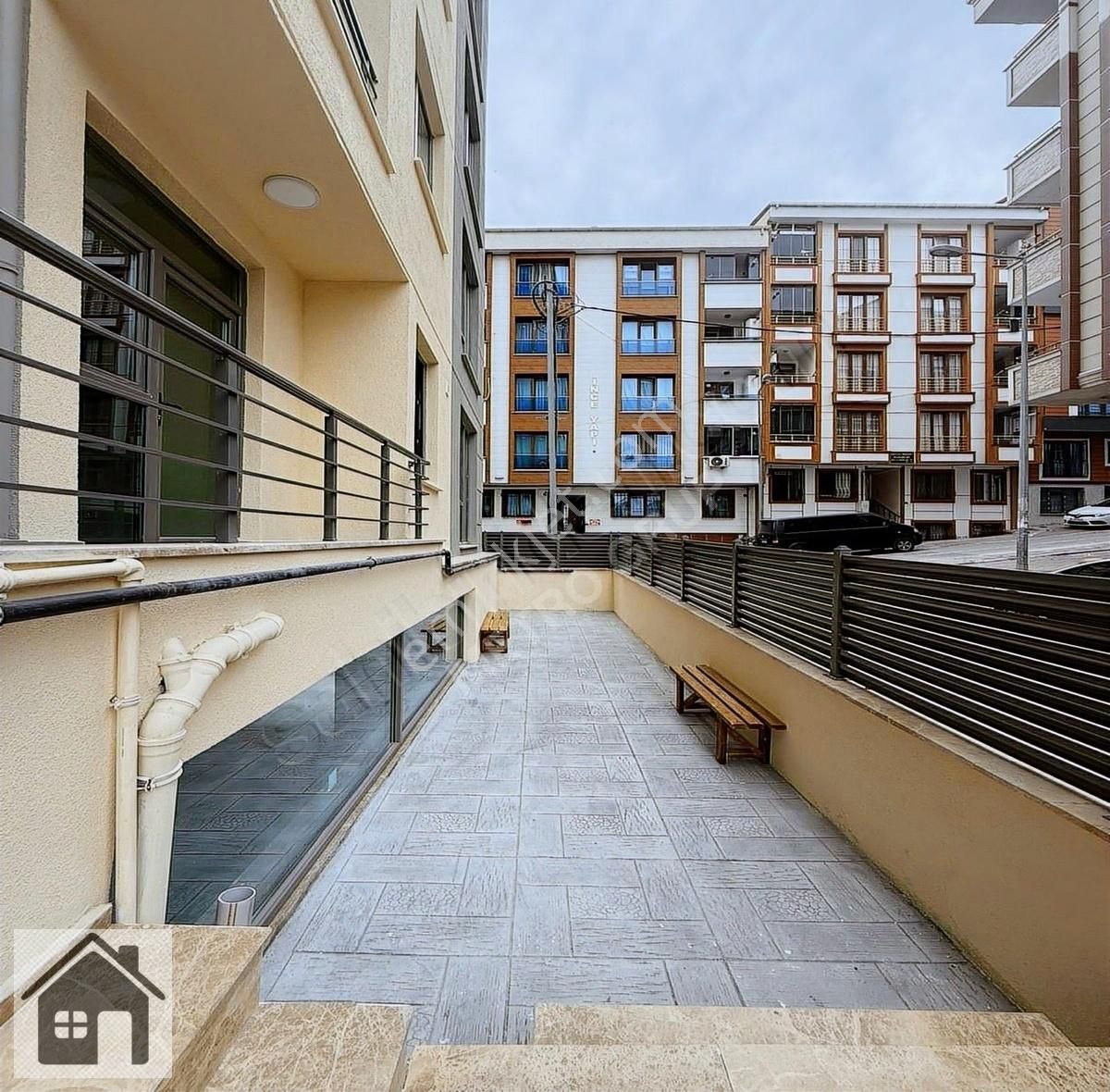 Yeni Yönetmeliğe Uygun Kısa Katlı Otoparklı 2+1 Sıfır Daire - Görsel 14