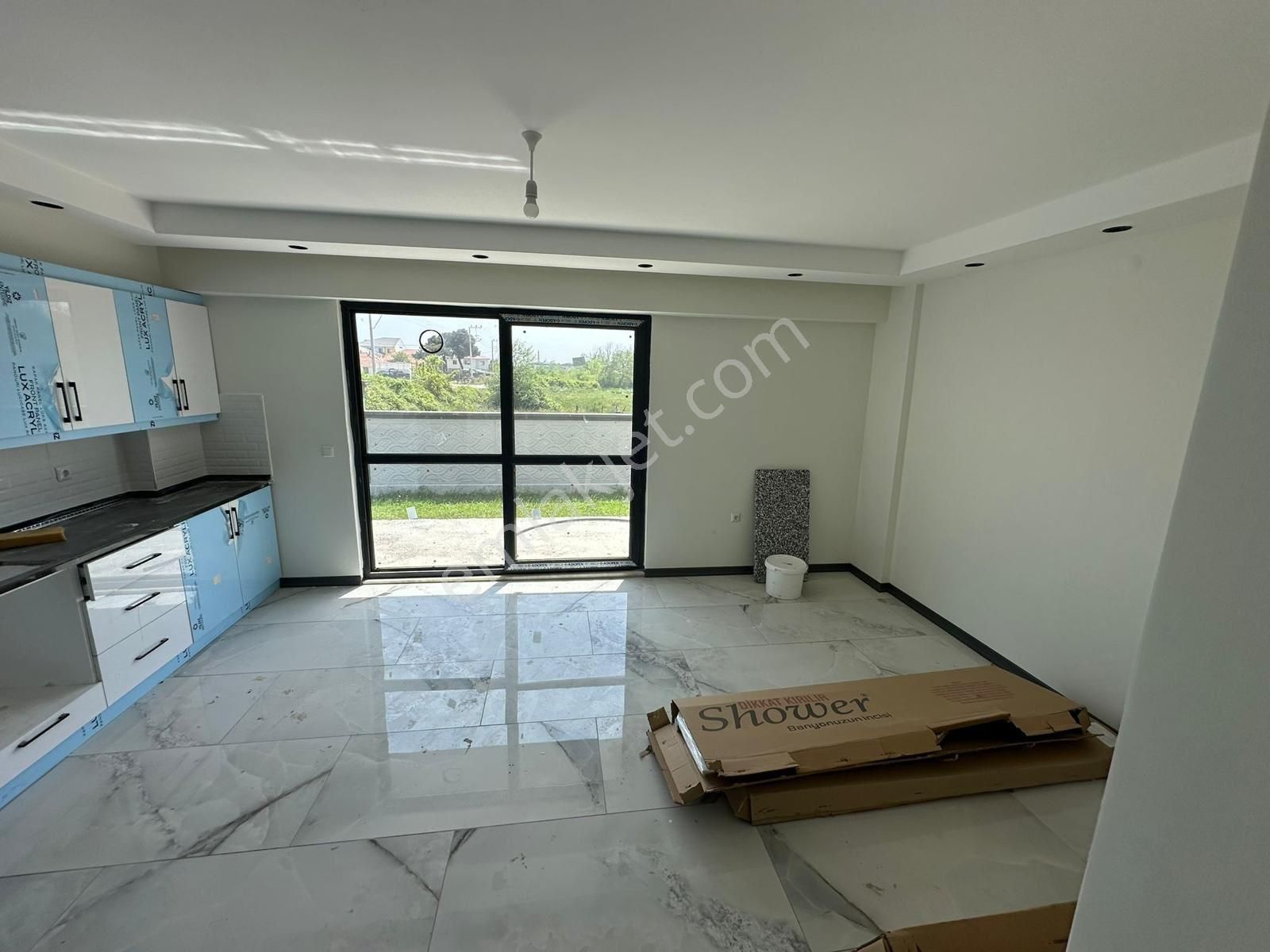 Karasu Aziziye Mah. Site İçi 2+1 Müstakil Bahçe Kullanımlı Köşe Konumda Satılık Sıfır Villa - Görsel 5