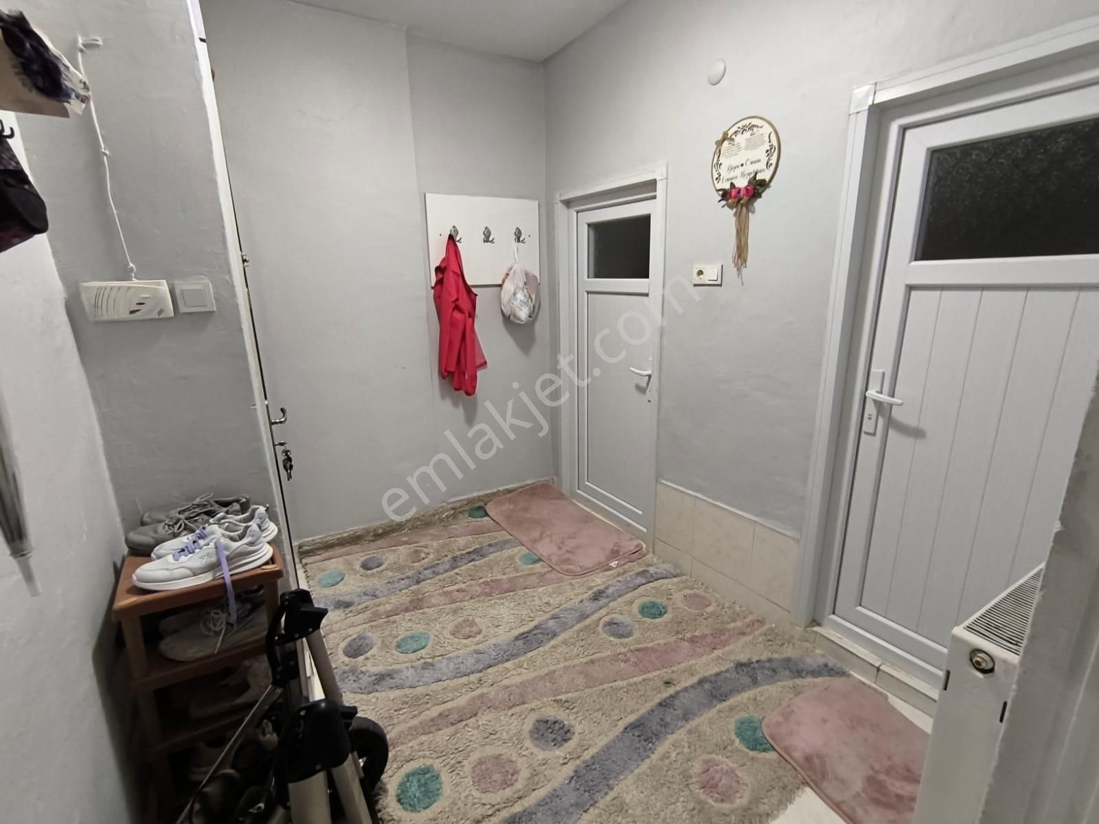 Hicret Emlaktan Bağcılar Çınar Mah 2+1 80 M2 Kat 2 Satılık Dair - Görsel 13