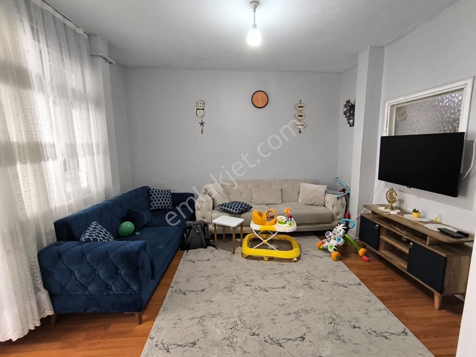 Hicret Emlaktan Bağcılar Çınar Mah 2+1 80 M2 Kat 2 Satılık Dair - Görsel 2