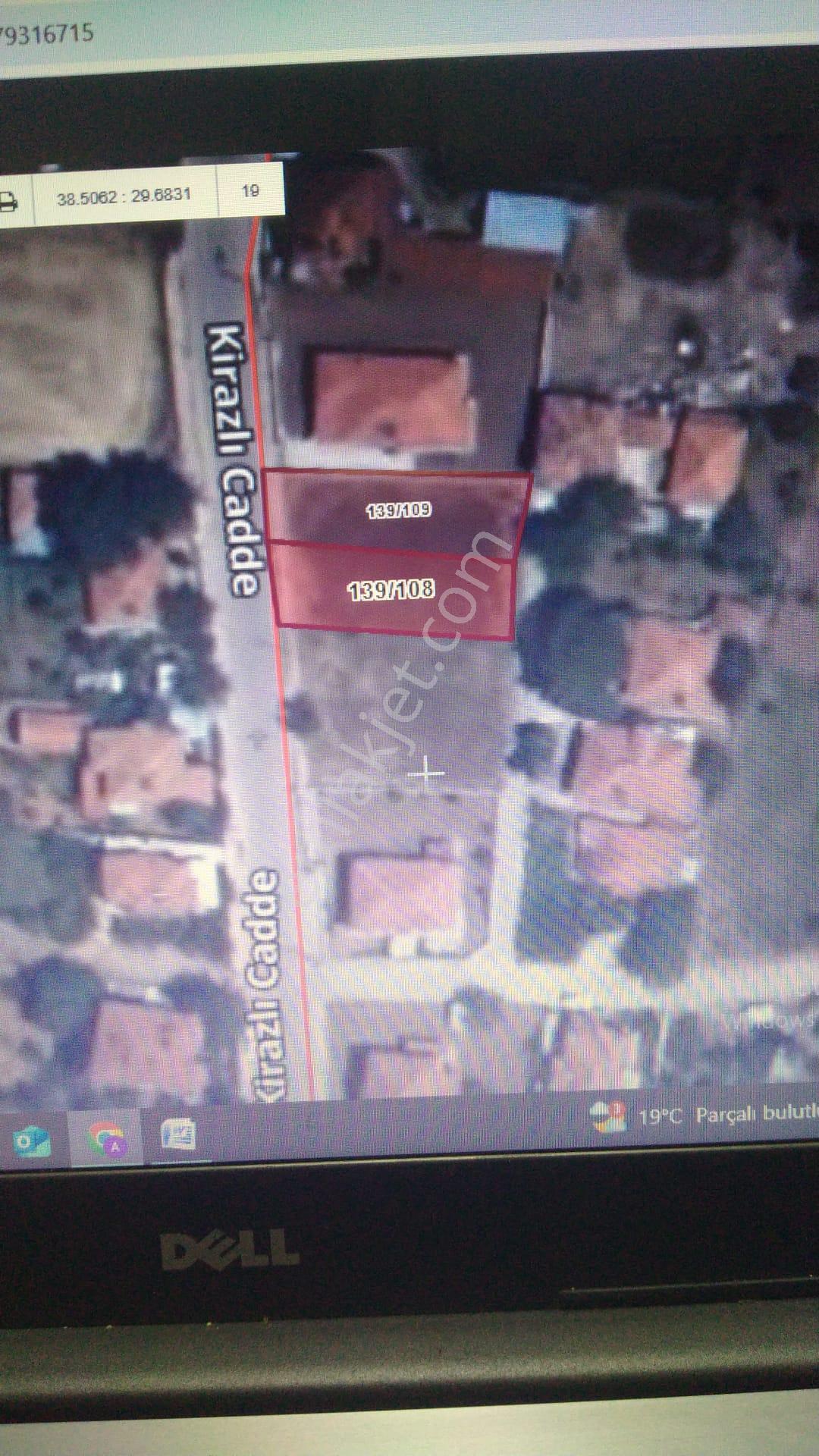 Egenin Sakin İlçesi Sivaslı Da Villalık Arsa - Görsel 4