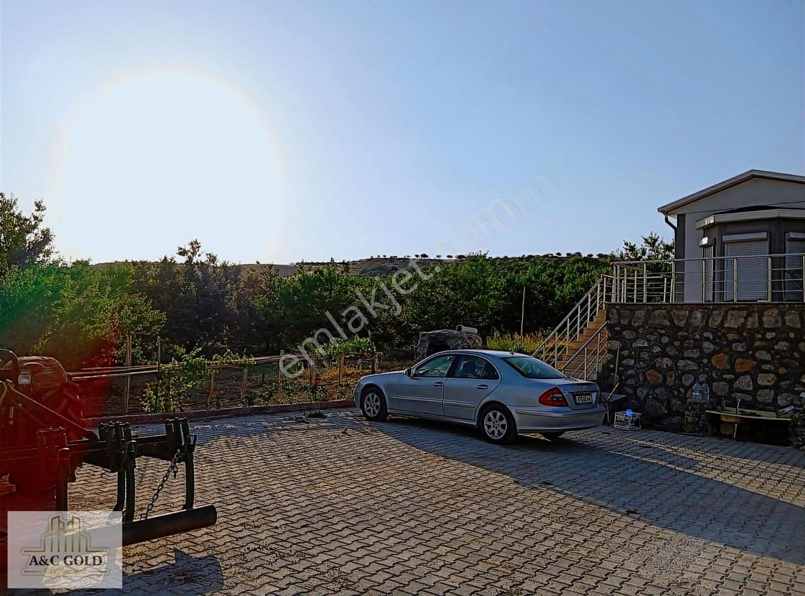Satılık Çiftlik Evi 40 Dönüm Arazi Ve Kayısı Ağaçlı 0 Daire - Görsel 10