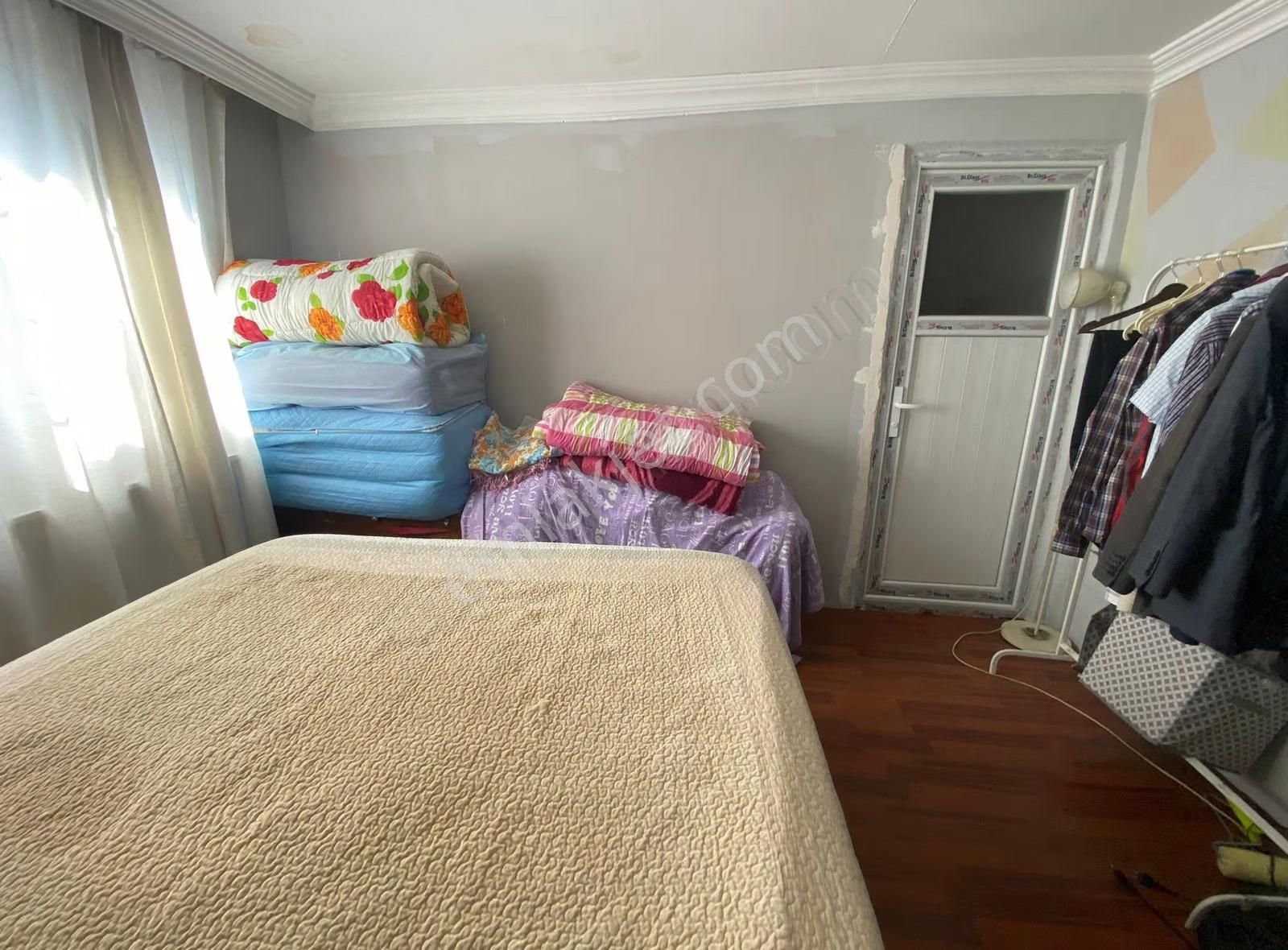 Hamidiye Mahallesinde Satılık Yatırıma Uygun, Tapulu Gecekondu - Görsel 6