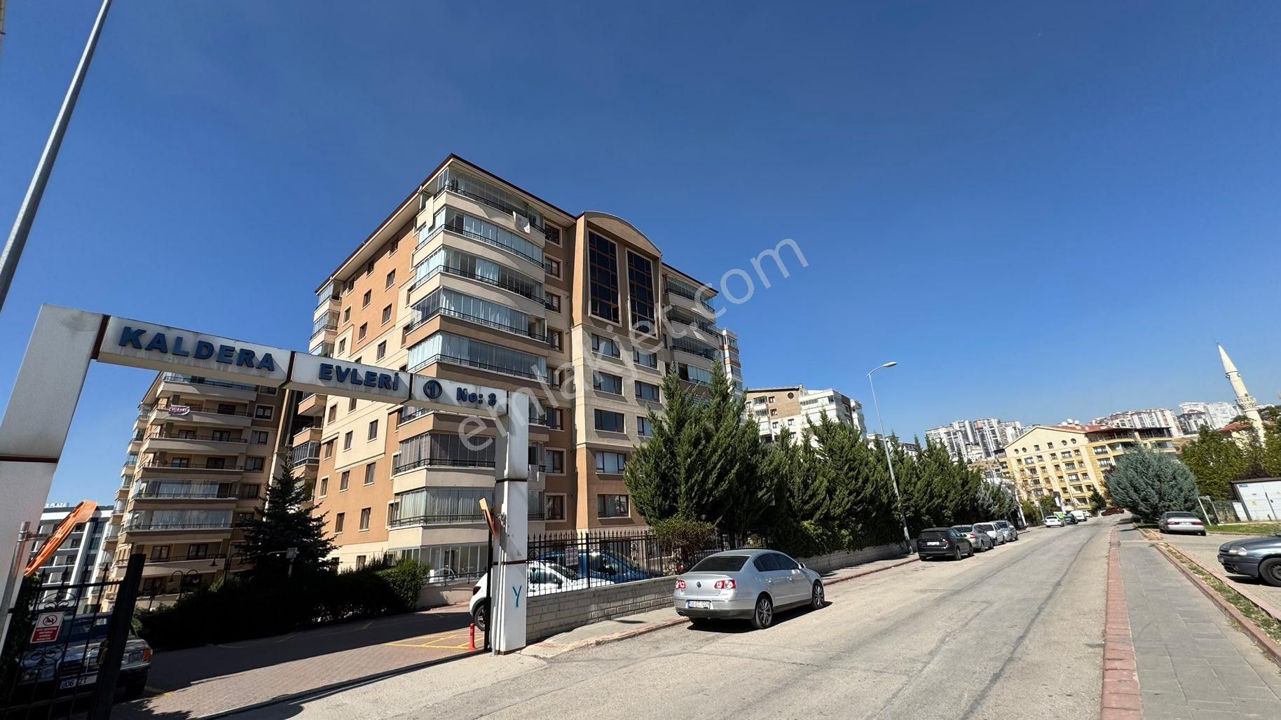 Mercanlardan Özevler Kaldera Evleri 1 Sitesi 3+1 Kiralık Daire