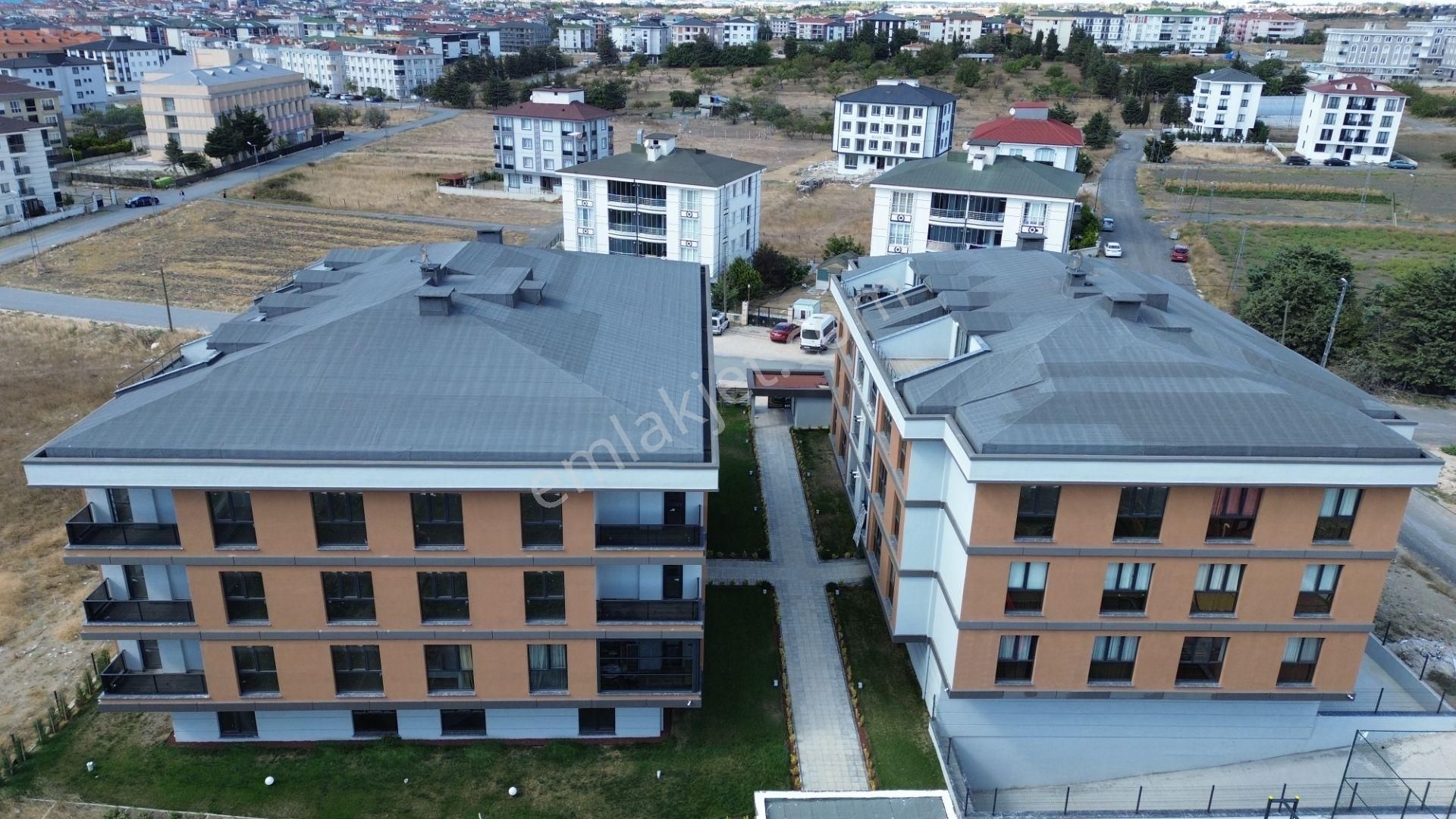 Yatırımlık Ve Oturuma Hazır, Geniş Metrajlı 3+1 Satılık Daire - Görsel 3