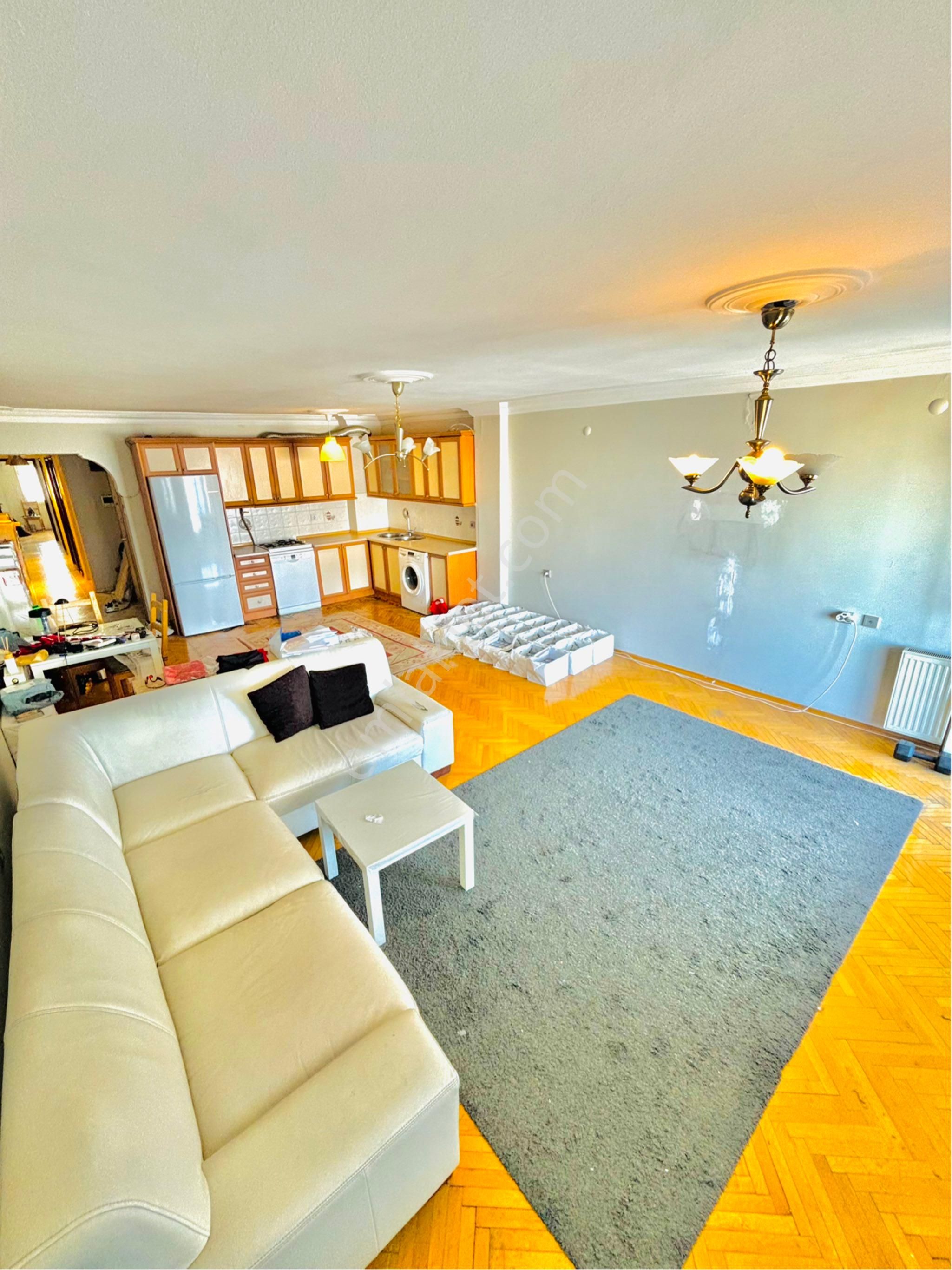 İzmir Hatay’da Tablo Gibi Bir Manzaraya Sahip 3+1 Merkezi Konumda Satılık Daire - Görsel 15