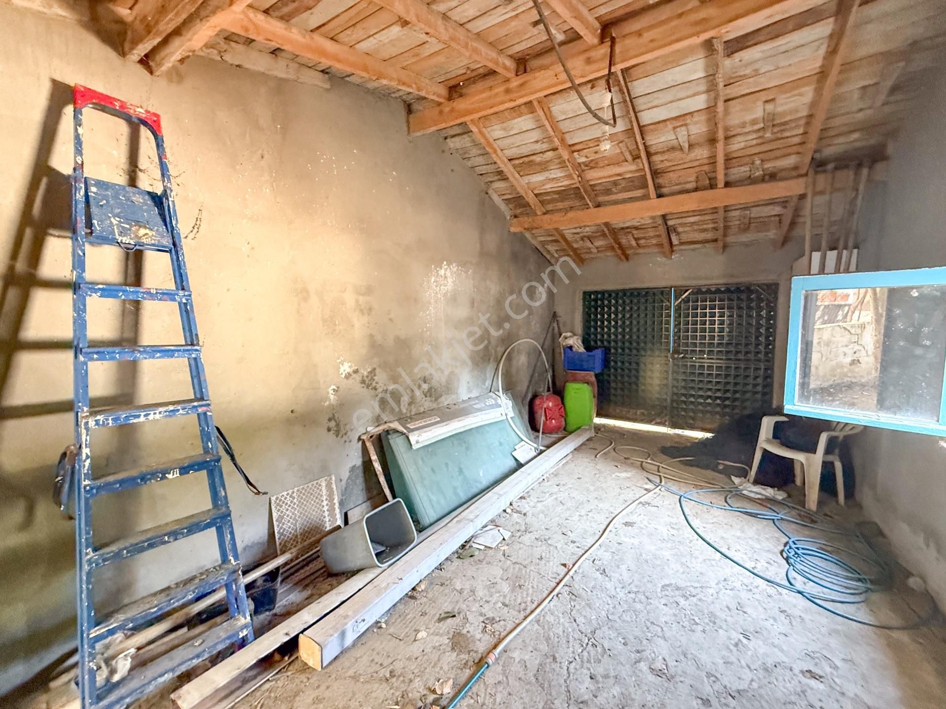 Kumbağ Merkezde Satılık 3+1 Villa Ve 300 M2 İmarlı Arsası - Görsel 32