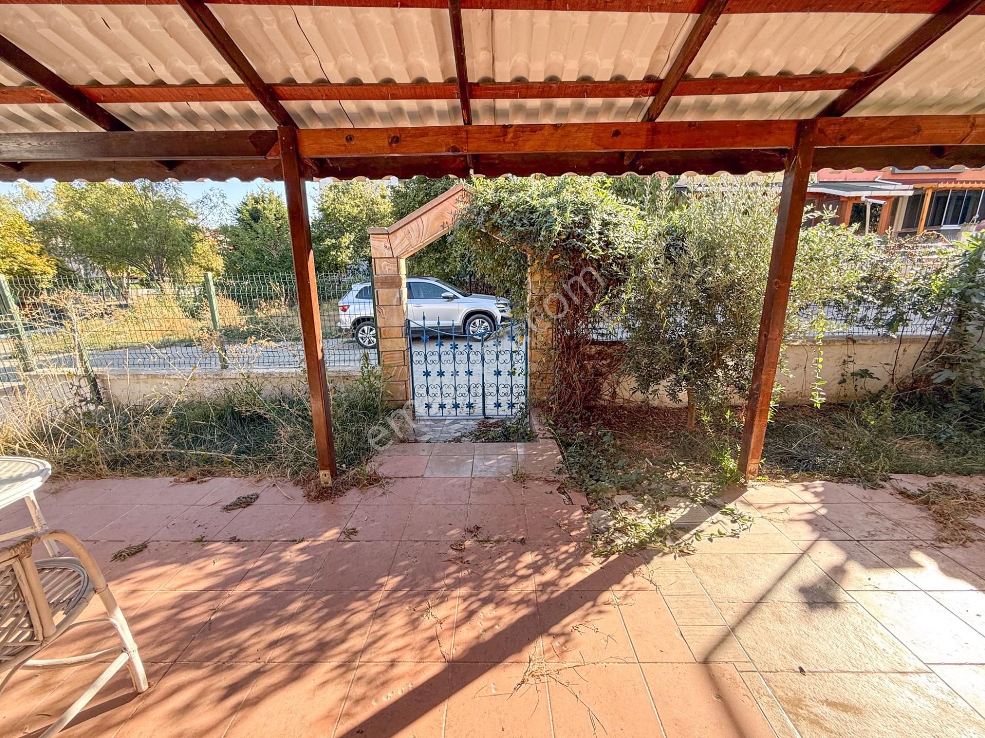 Kumbağ Merkezde Satılık 3+1 Villa Ve 300 M2 İmarlı Arsası - Görsel 27