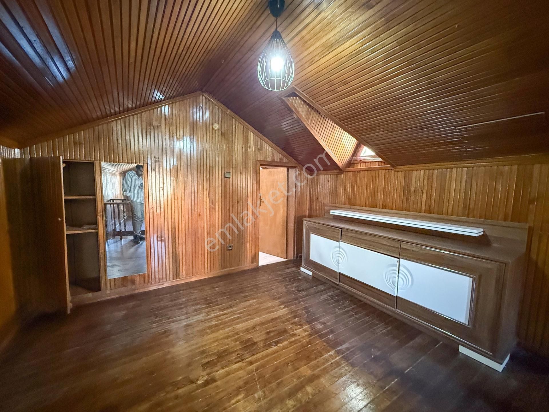 Kumbağ Merkezde Satılık 3+1 Villa Ve 300 M2 İmarlı Arsası - Görsel 24