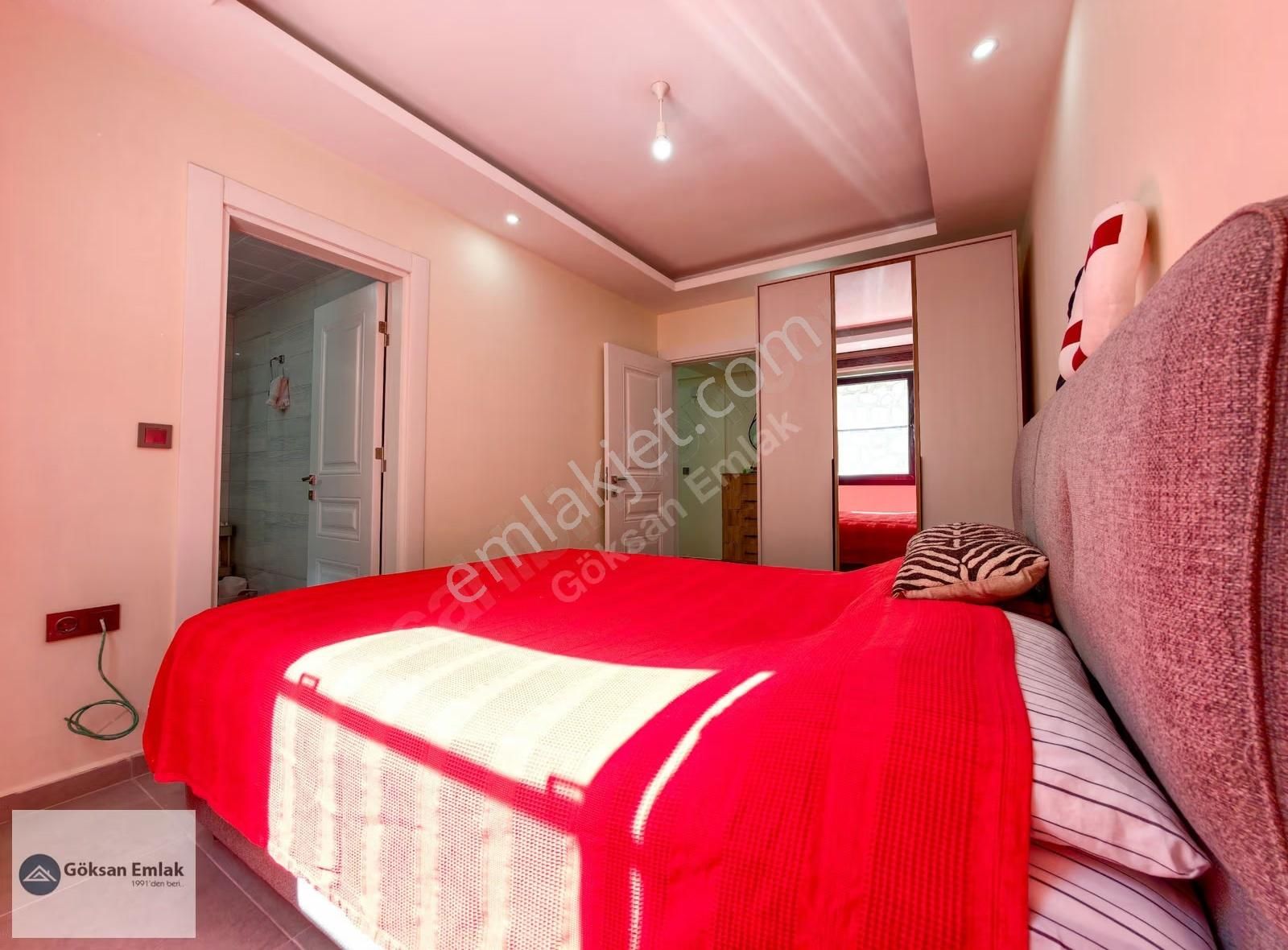 Ege Yıldızı Sitesinde Satılık Deniz Manzaralı Daire - Görsel 14