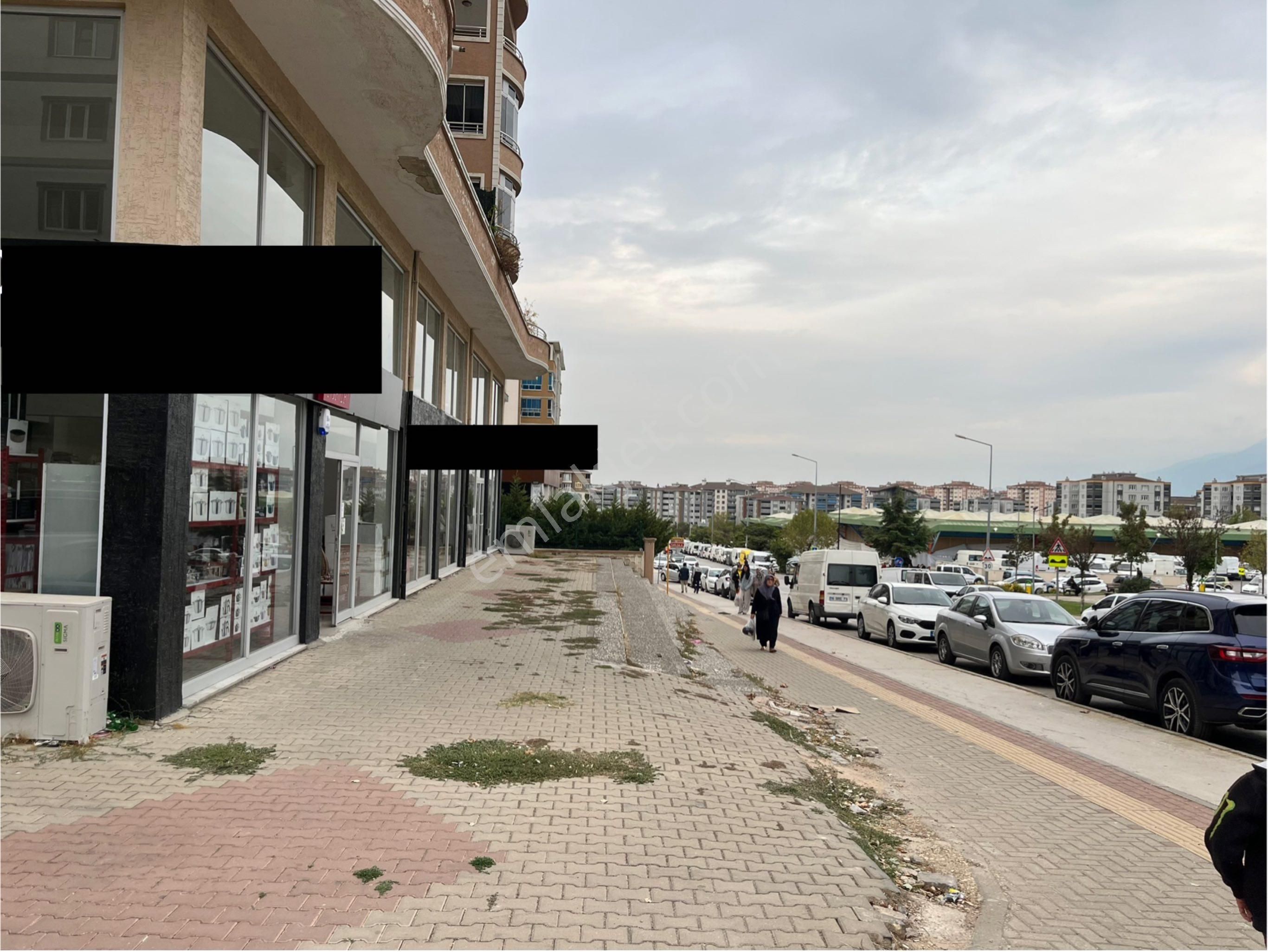 Yunuselide Pazar Alanı Karşısında Kurumsal Kiracılı Satılık Dükkan&mağaza - Görsel 3