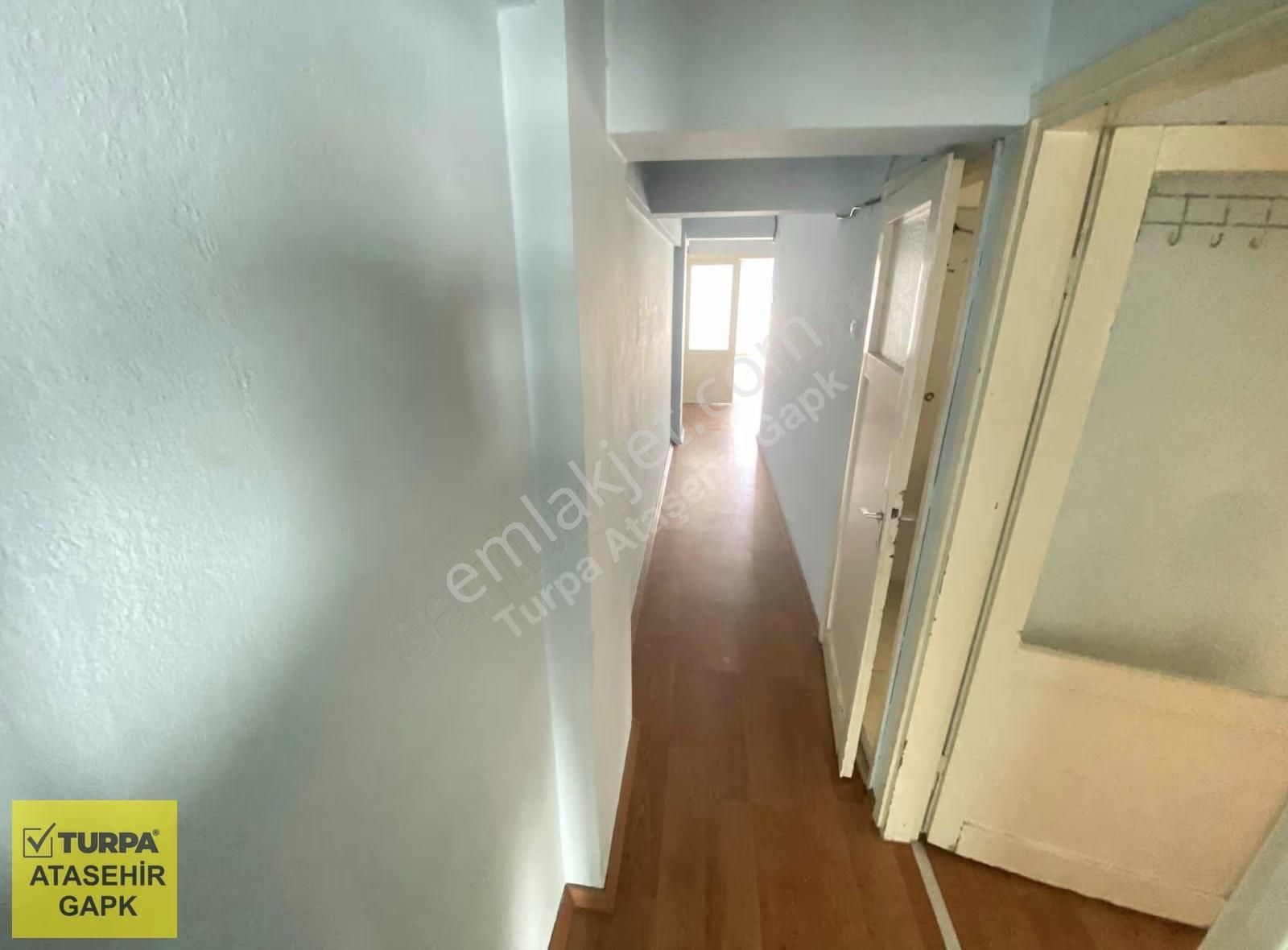 Karşıyaka Tersane'de 2+1 Şahane Konumda Kiralık Daire - Görsel 2