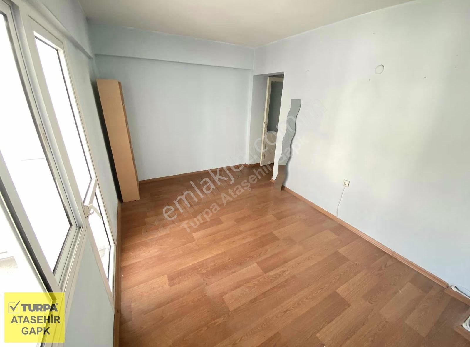 Karşıyaka Tersane'de 2+1 Şahane Konumda Kiralık Daire - Görsel 8