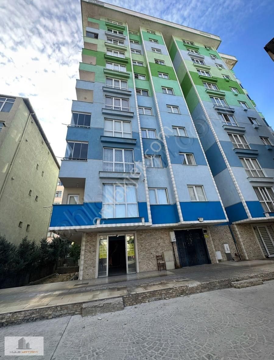 Pendik Site İçerisinde Kullanıma Hazır Boş Dükkan Otoparklı