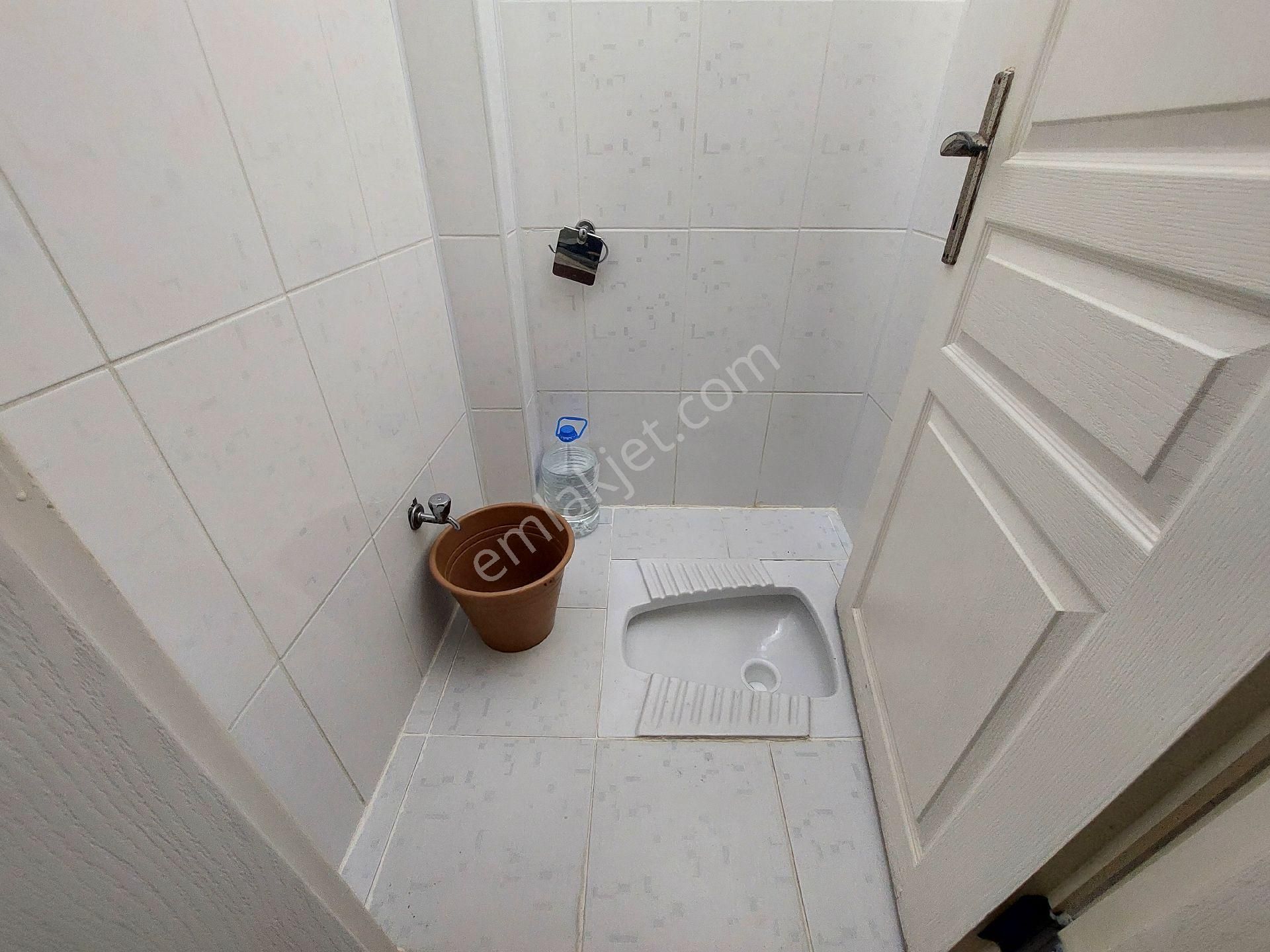 Gaziosmanpaşa Küçükköy Beşyol De Satılık Yüksek Bahçekat Kat Balkonlu 2+1 95 M2 - Görsel 14