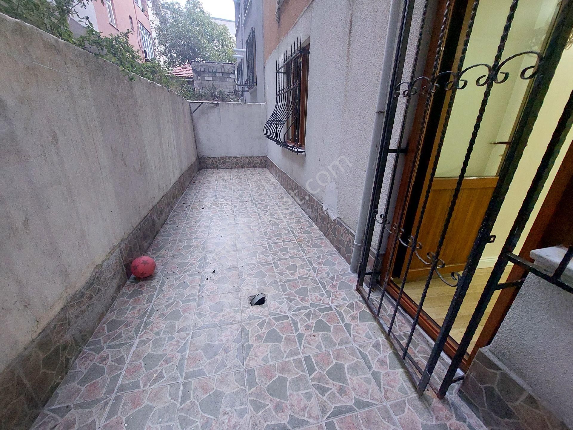 Gaziosmanpaşa Küçükköy Beşyol De Satılık Yüksek Bahçekat Kat Balkonlu 2+1 95 M2 - Görsel 18