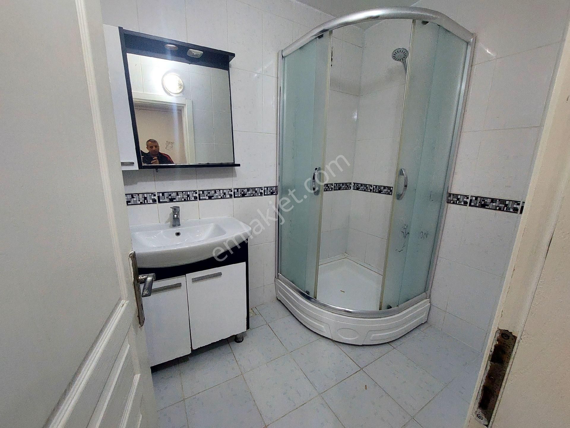 Gaziosmanpaşa Küçükköy Beşyol De Satılık Yüksek Bahçekat Kat Balkonlu 2+1 95 M2 - Görsel 12