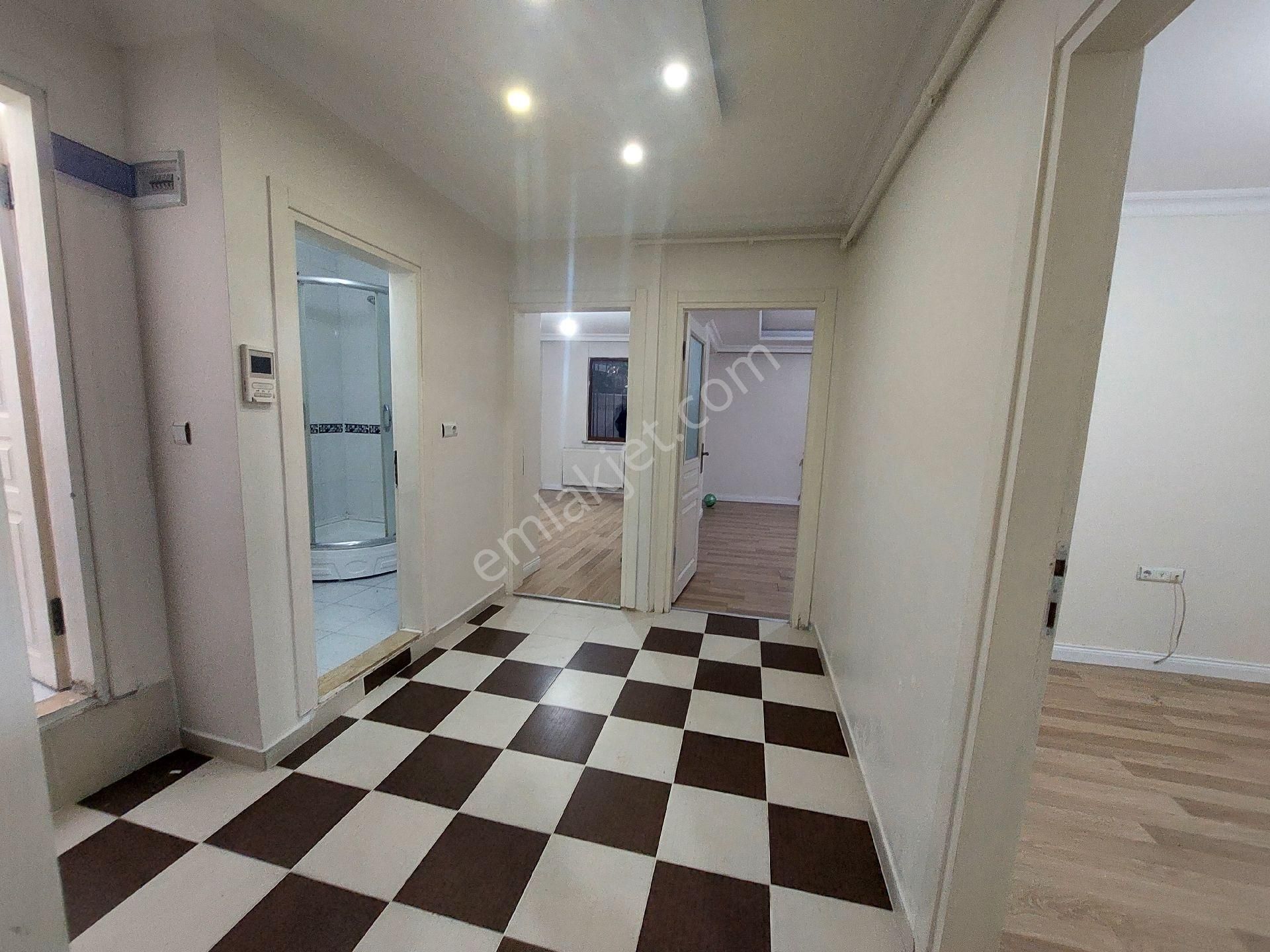 Gaziosmanpaşa Küçükköy Beşyol De Satılık Yüksek Bahçekat Kat Balkonlu 2+1 95 M2 - Görsel 15