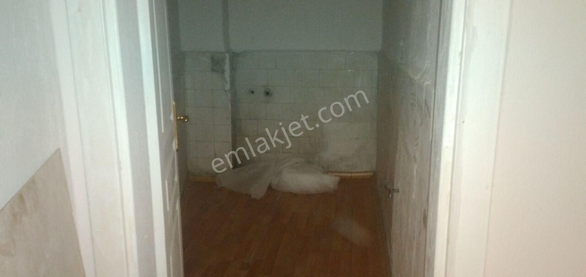 Satılık Daire Kale Mahallesi'nde 5 Katlı Binanın 2 Katı 2+1 - Görsel 13