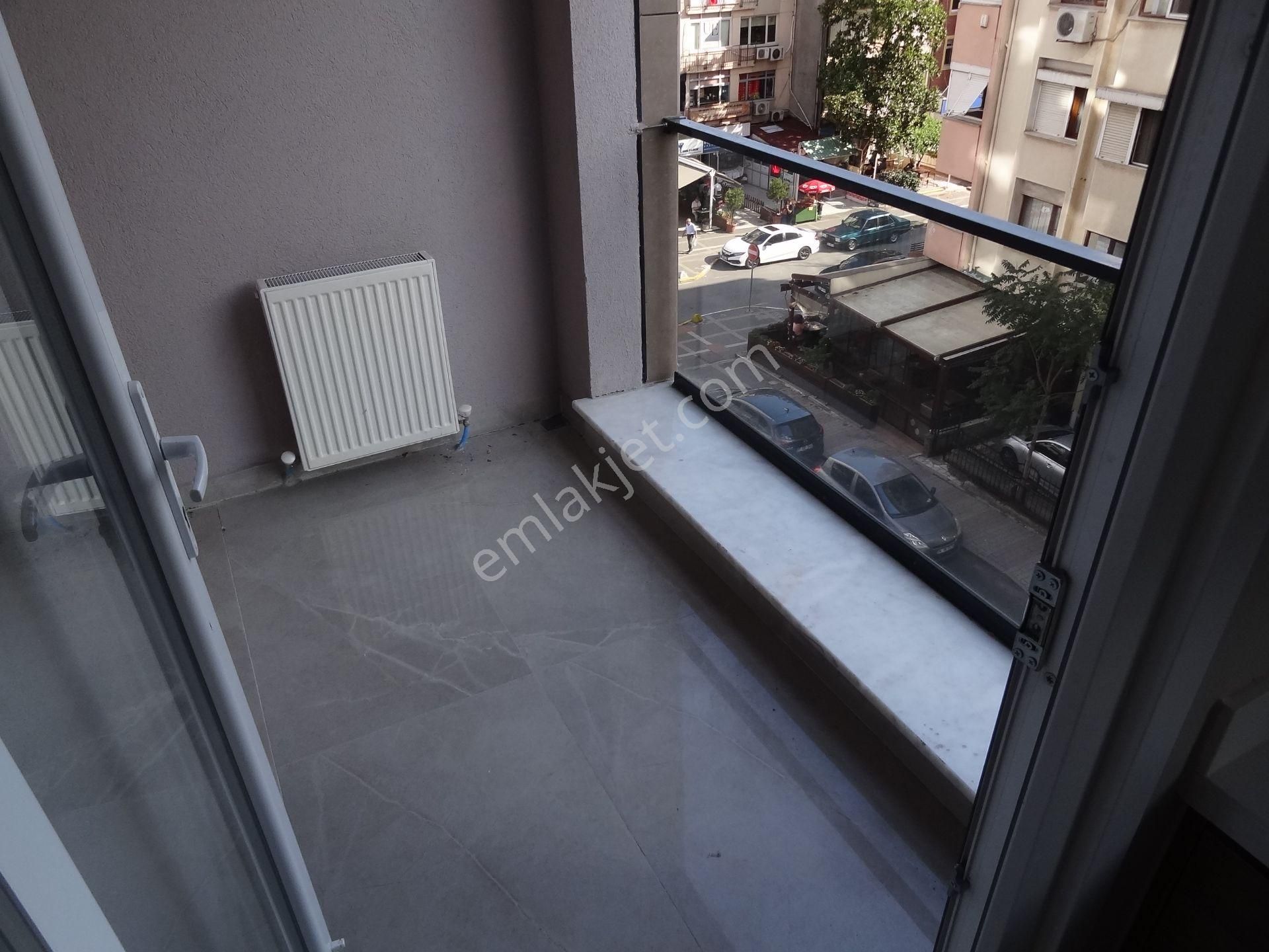 Bostancı Merkez Kombili Ebeveynli Balkonlu Sıfır Fırsat Satılık Daire 3+1,140m2 - Görsel 13