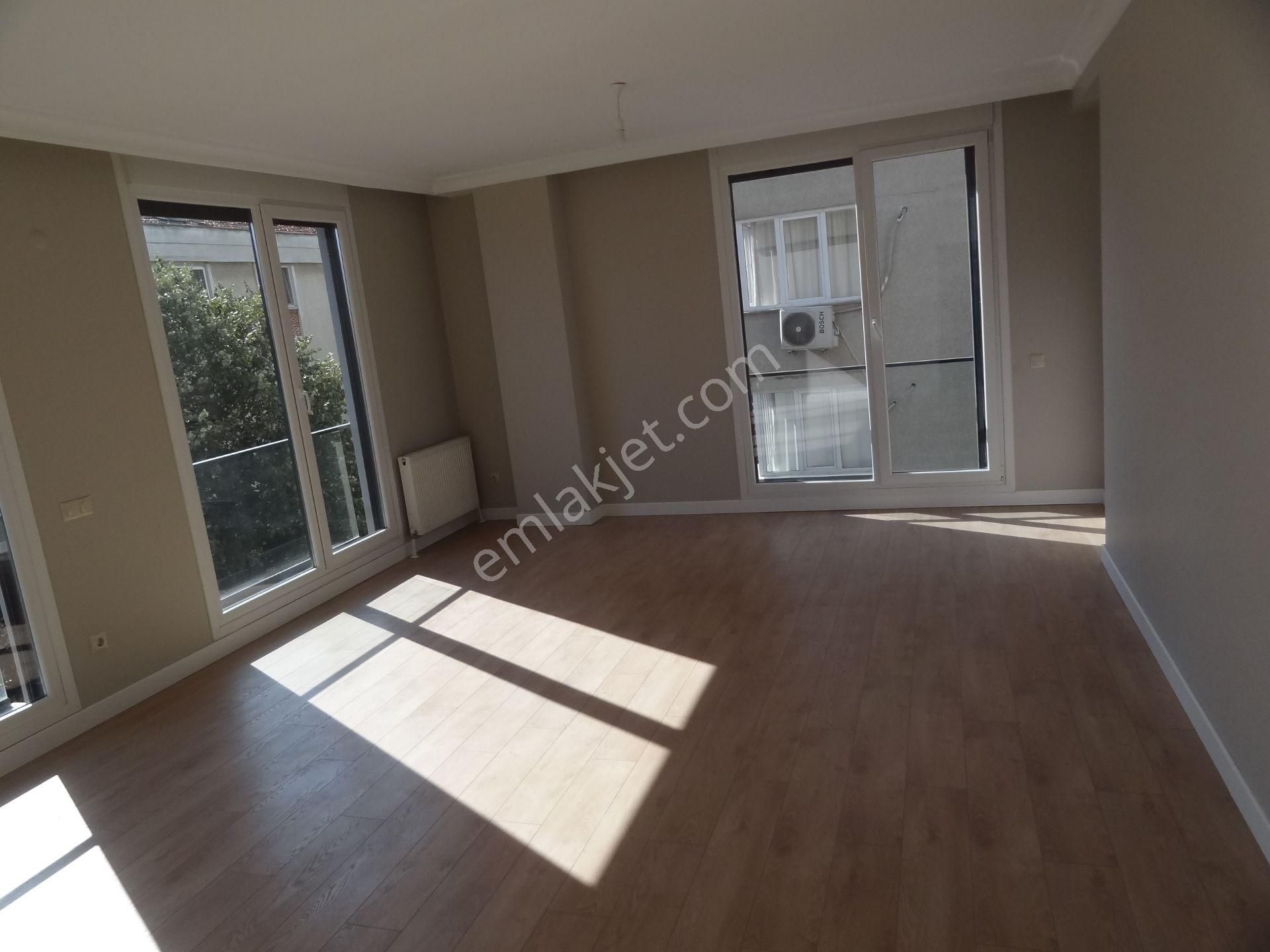 Bostancı Merkez Kombili Ebeveynli Balkonlu Sıfır Fırsat Satılık Daire 3+1,140m2 - Görsel 6