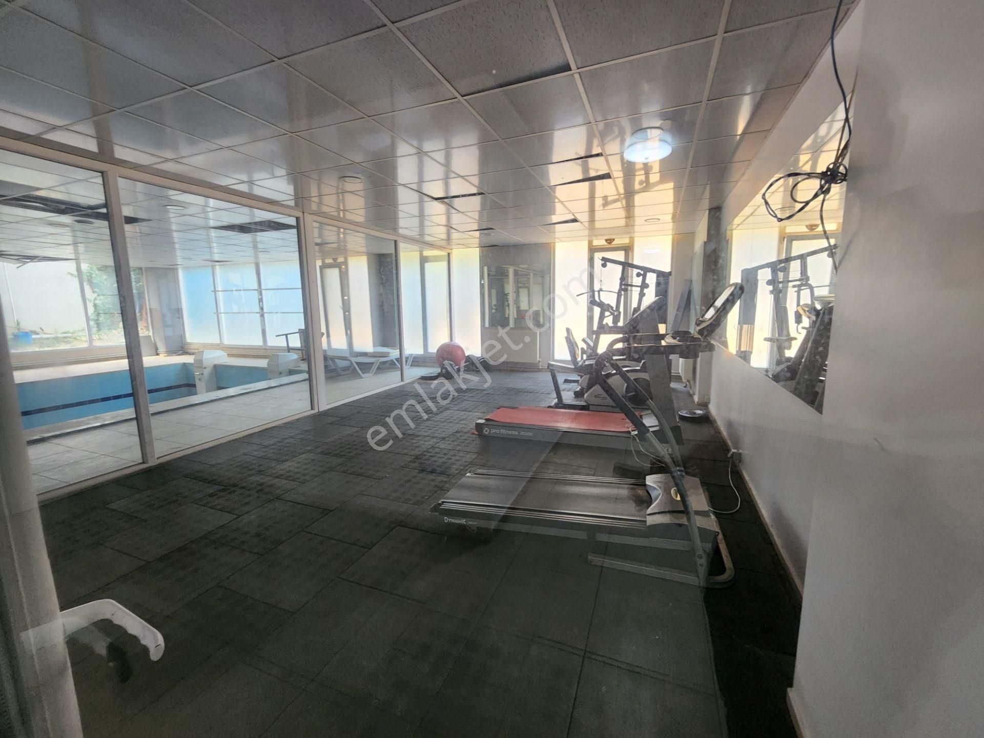 Pendik Yayalar Martan Residence 'da Büyük Tip 1+1 Satılık Daire - Görsel 19