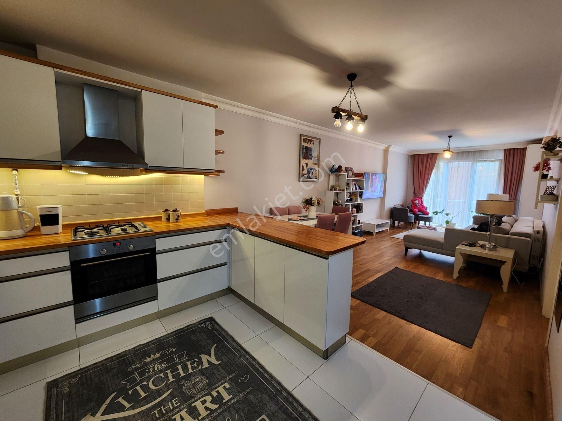 Pendik Yayalar Martan Residence 'da Büyük Tip 1+1 Satılık Daire - Görsel 5