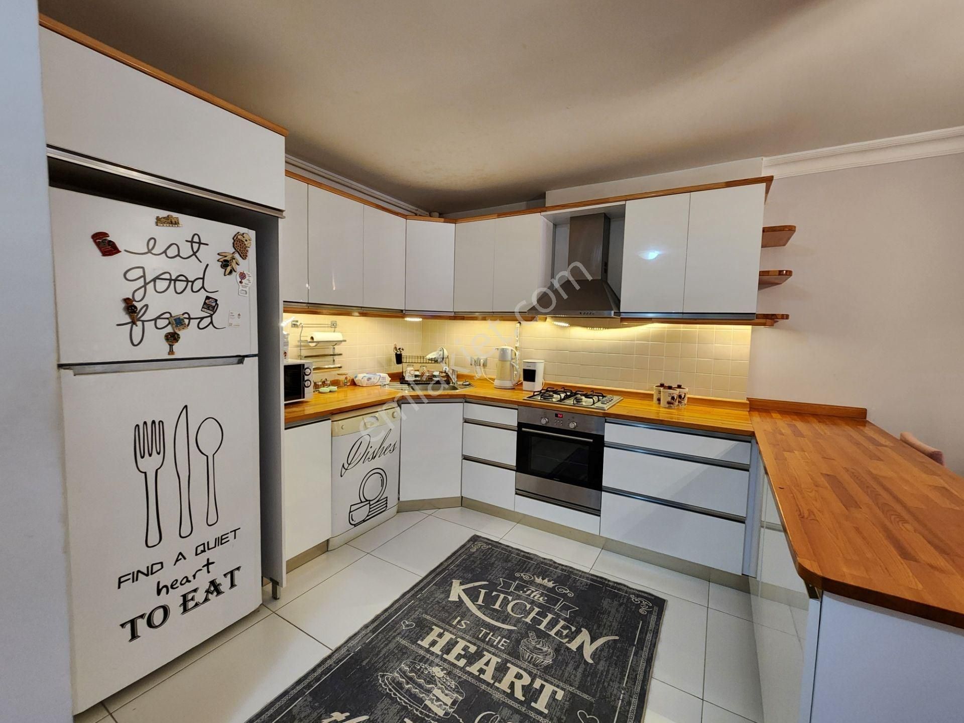 Pendik Yayalar Martan Residence 'da Büyük Tip 1+1 Satılık Daire - Görsel 8