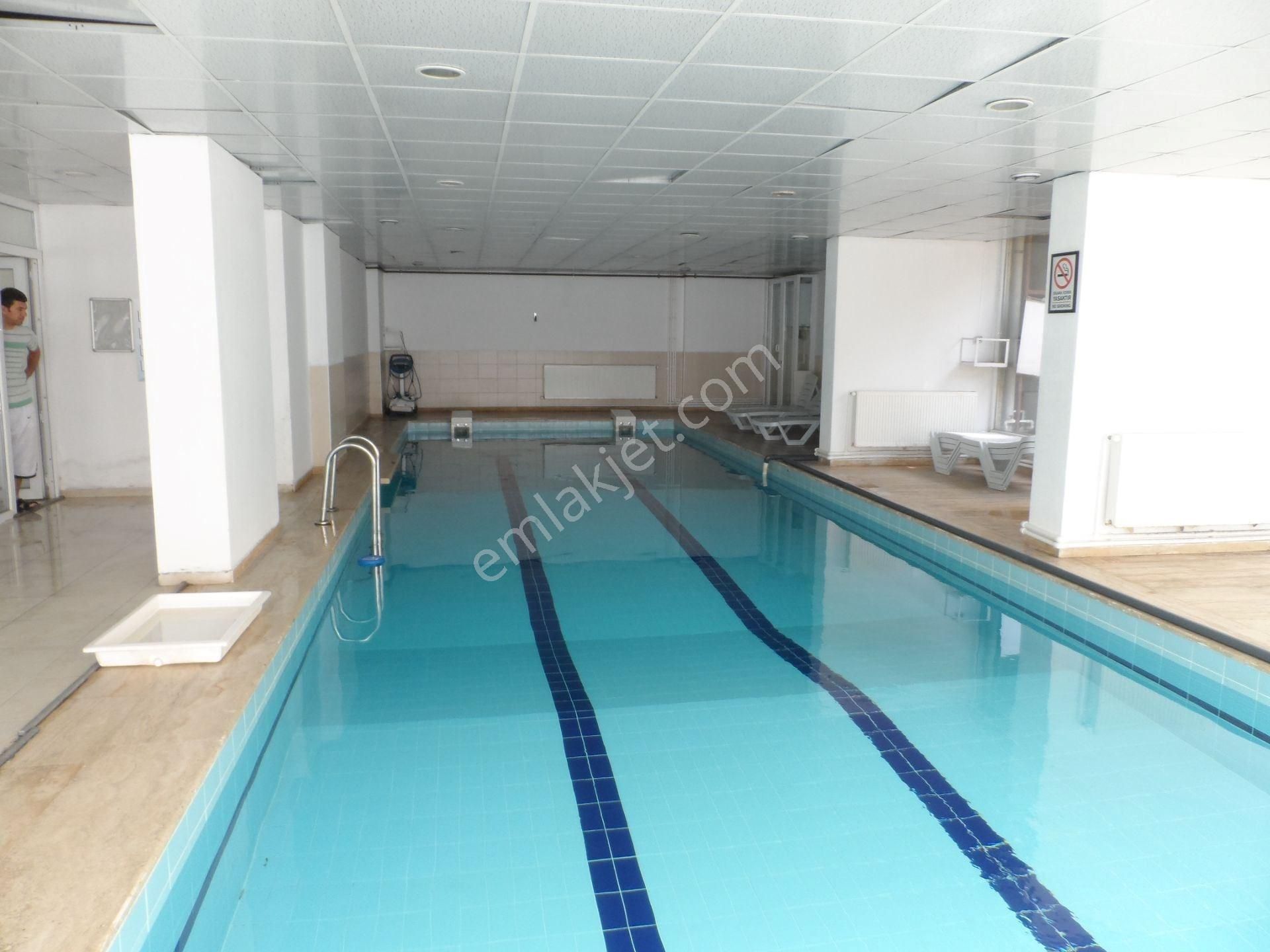 Pendik Yayalar Martan Residence 'da Büyük Tip 1+1 Satılık Daire - Görsel 18