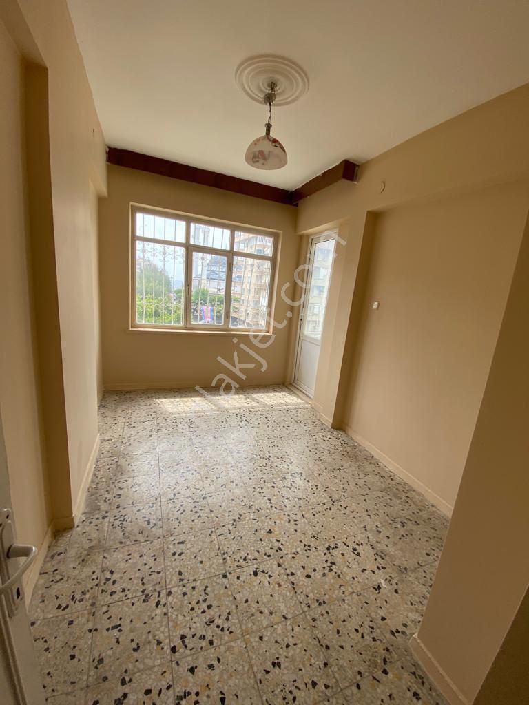 Beykent Gayrimenkulden Deniz Manzaralı Satılık Daire - Görsel 14