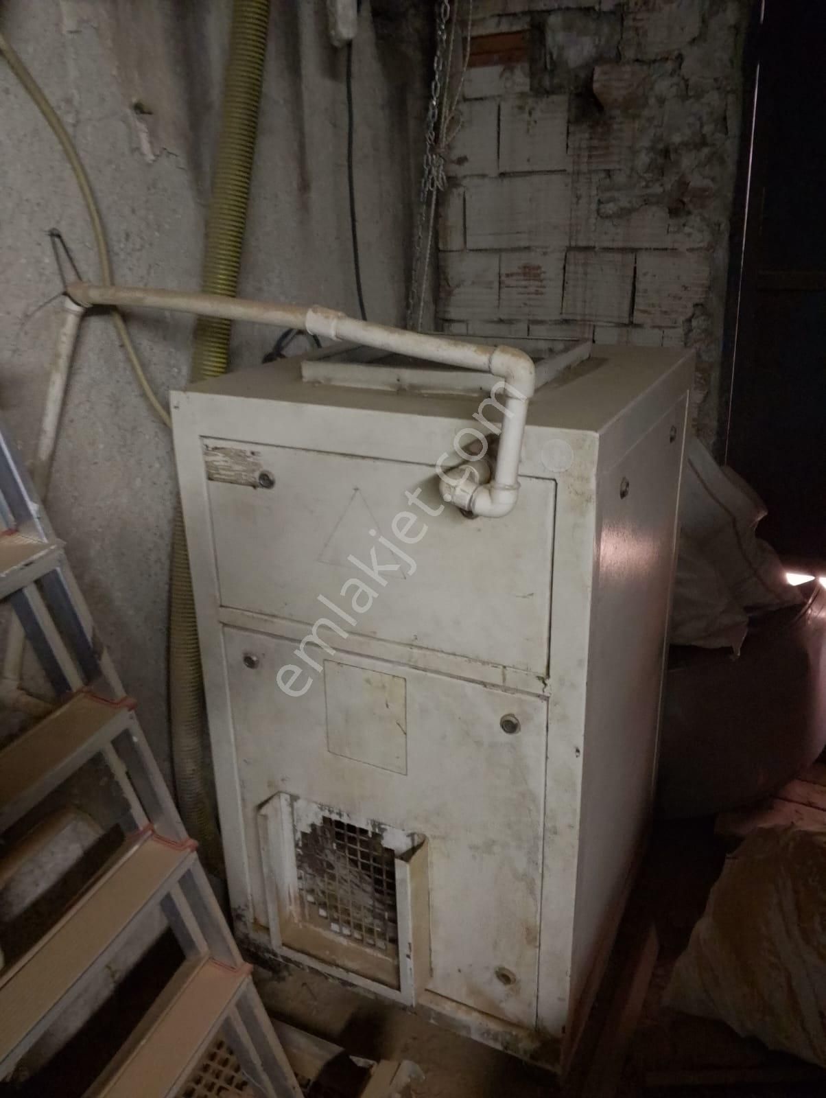 Devren Satılık Mobilya Dekorasyon Atölyesi - Görsel 12