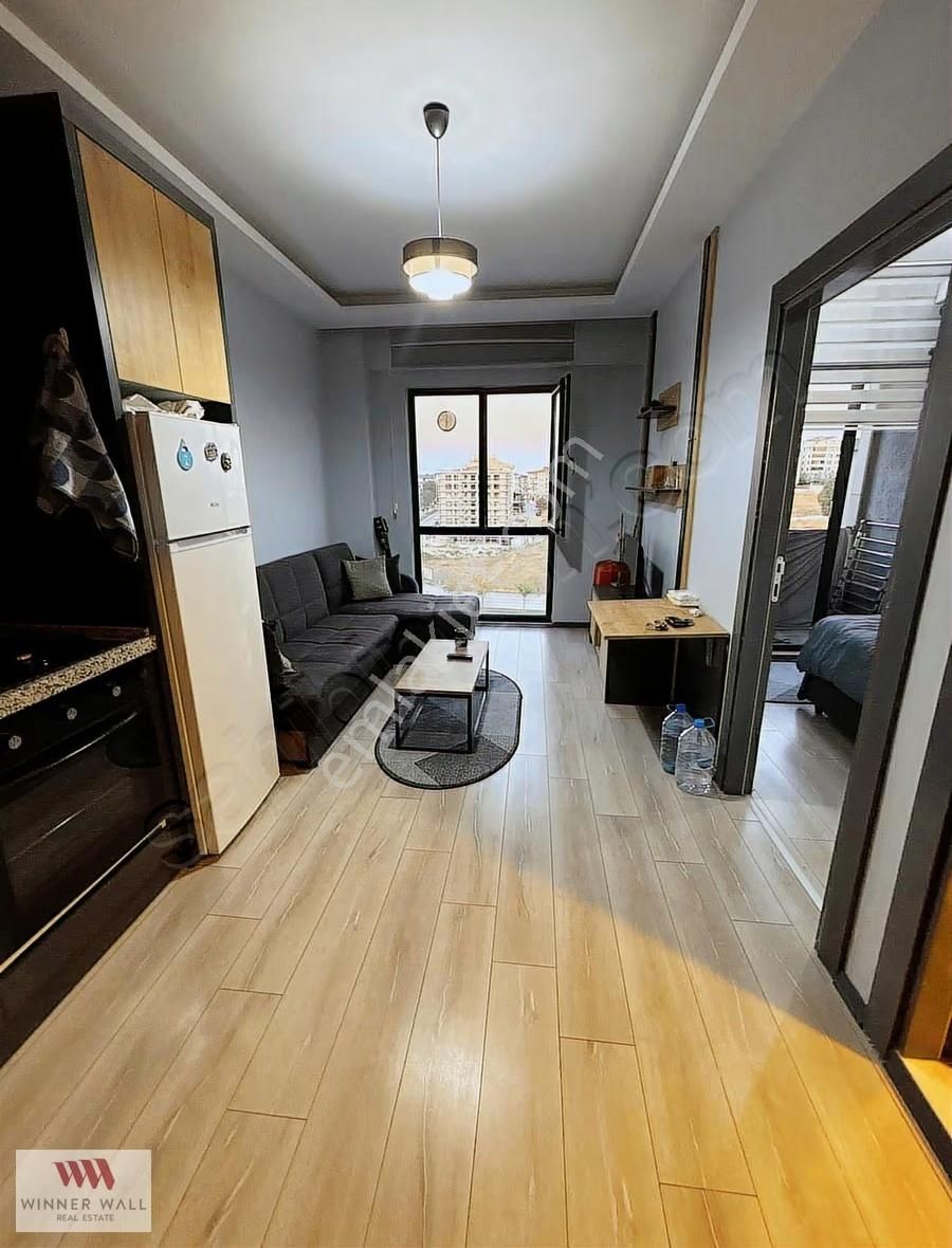 Wınner Wall' Dan 1+1 Eşyalı Bulvara Cephe Satılık Daire