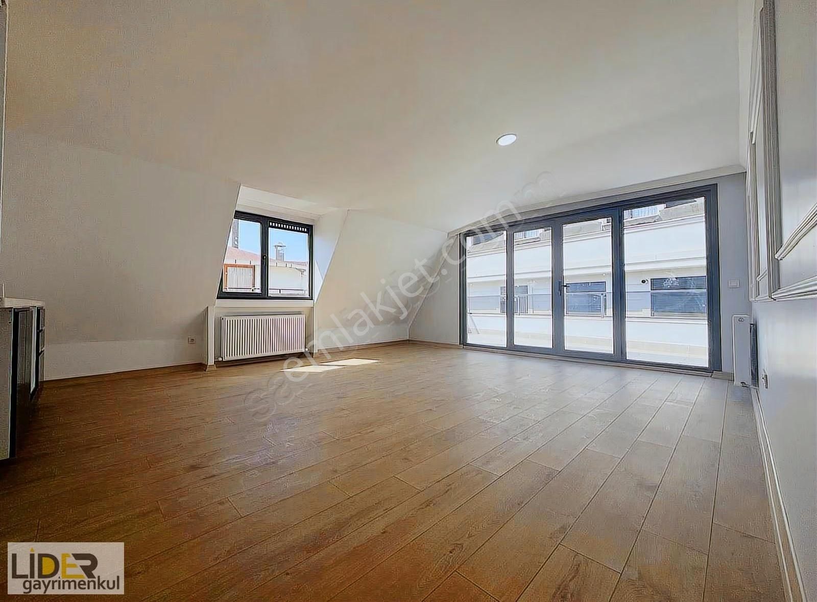 Lider'den İdealtepe Sahilde Deniz Manzaralı Geniş Lüks 3+2 Dublx - Görsel 25