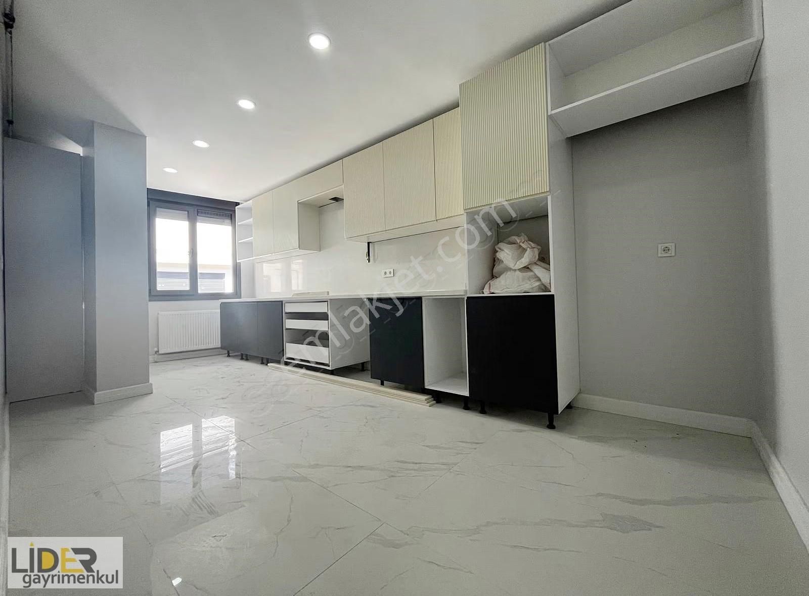 Lider'den İdealtepe Sahilde Deniz Manzaralı Geniş Lüks 3+2 Dublx - Görsel 16