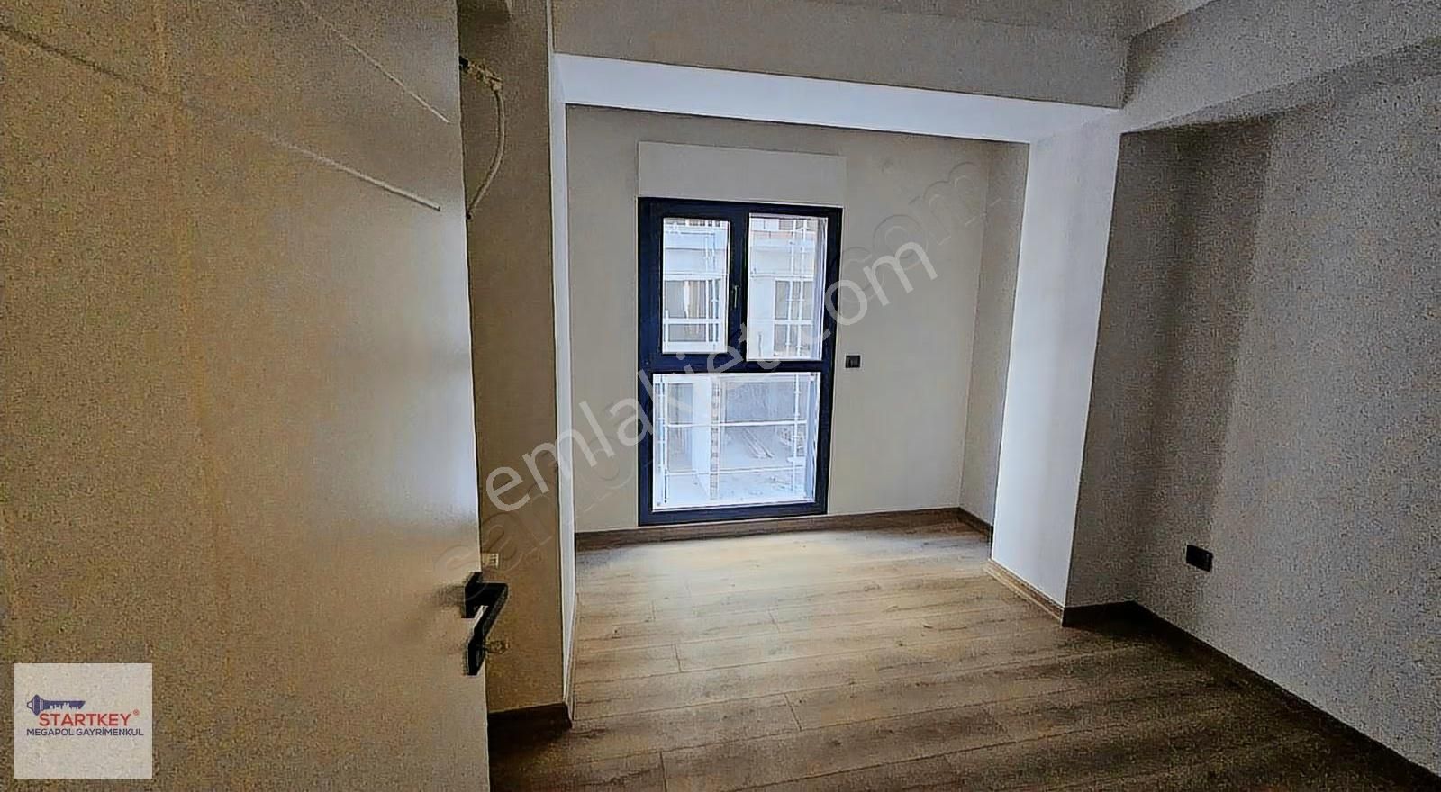 Bayraklı Manavkuyu Cadde Üzeri Lüks 3+1 Lüks Daire - Görsel 10