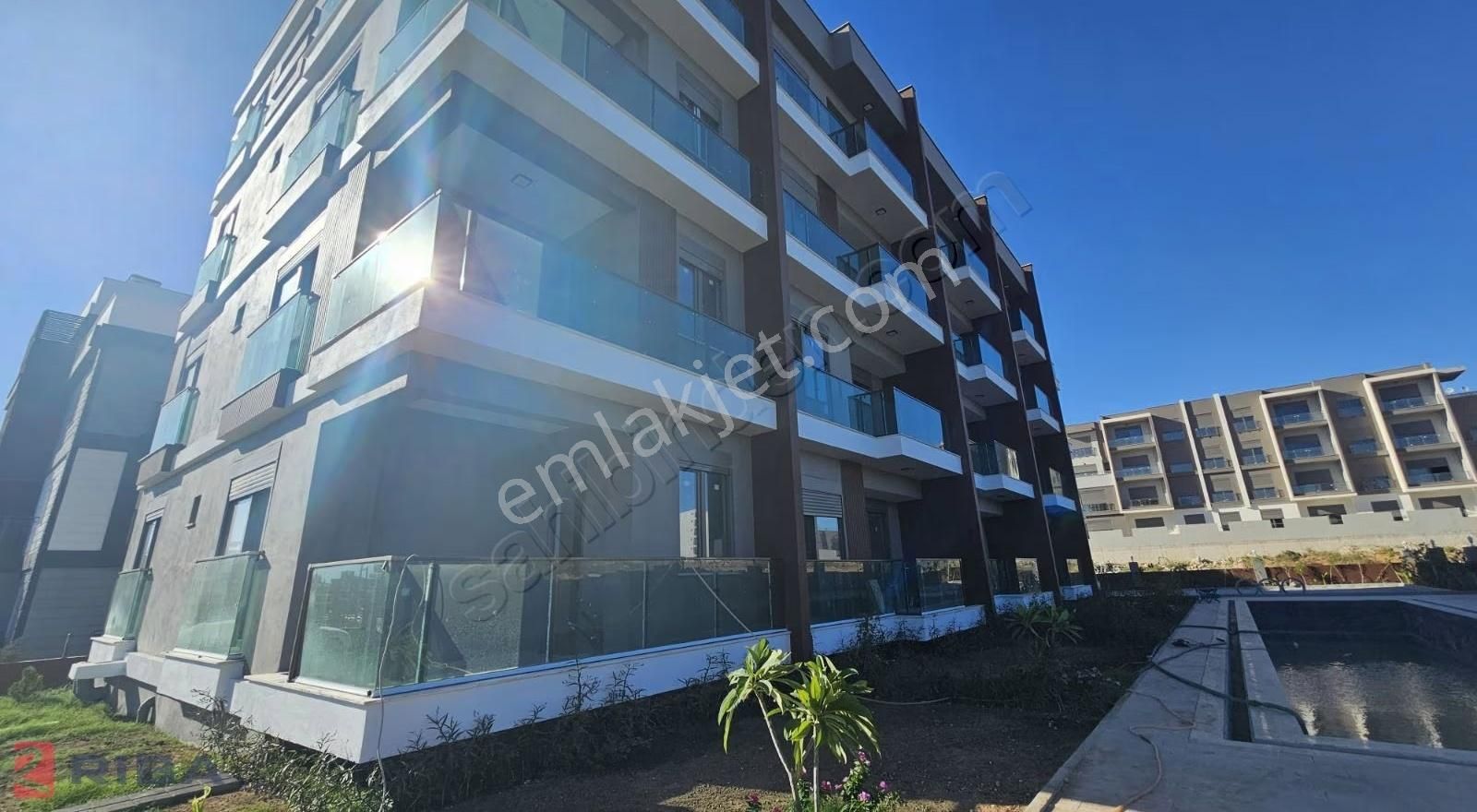 Sibel Oskanbaş'tan Bahçe Kullanımlı Şık 2+1 - Görsel 18