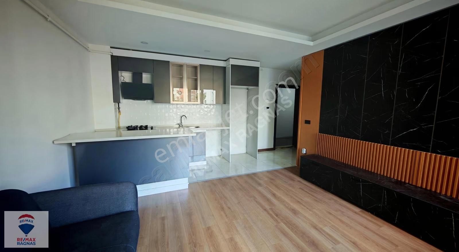 Ekşioğlu Mahallesi Demek Cıty Sitesinde Satılık 2+1 Daire