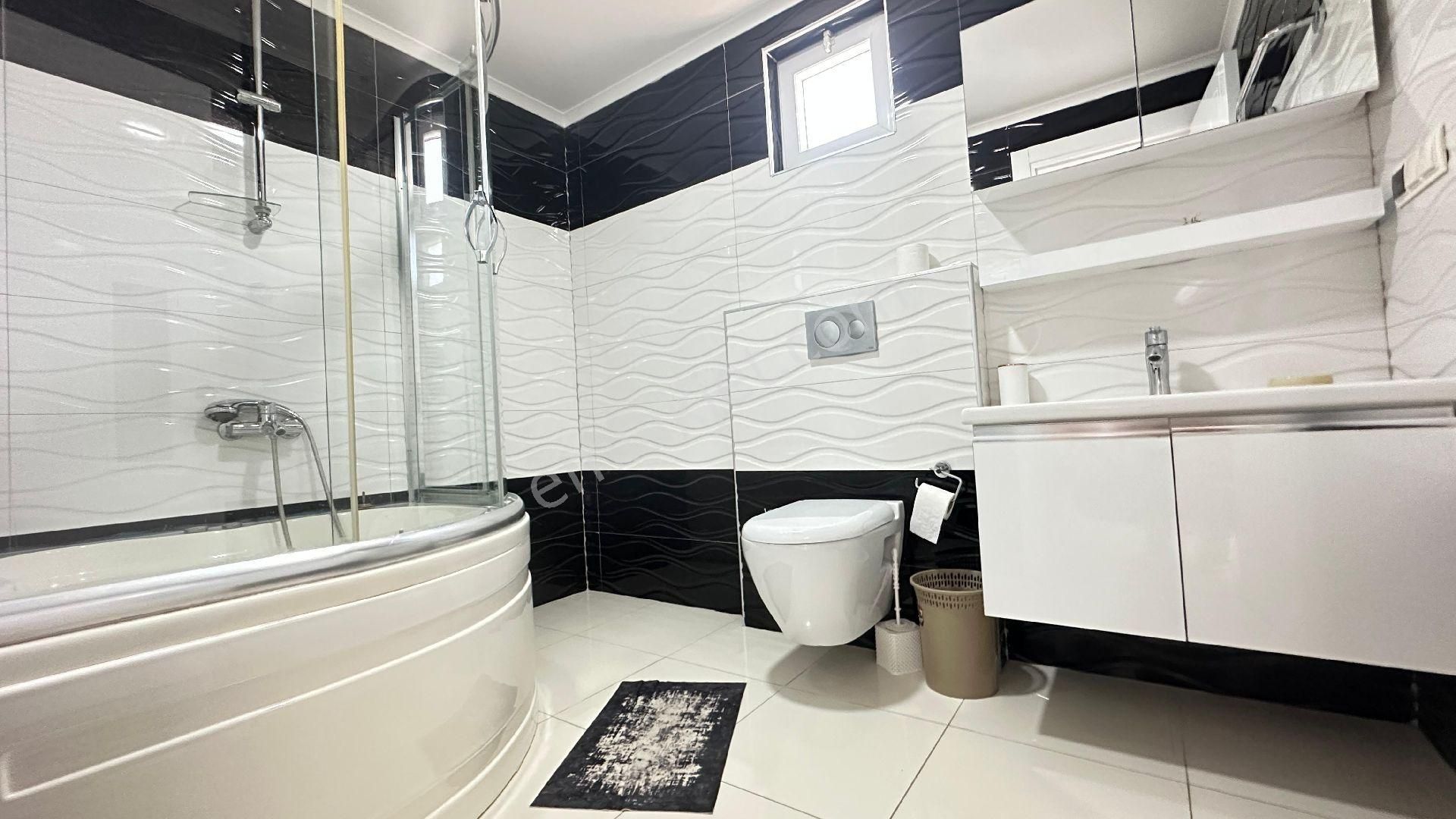 Deniz Ve Alanya Kale Manzaralı 2+1eşyalı Dublex Daire - Görsel 25