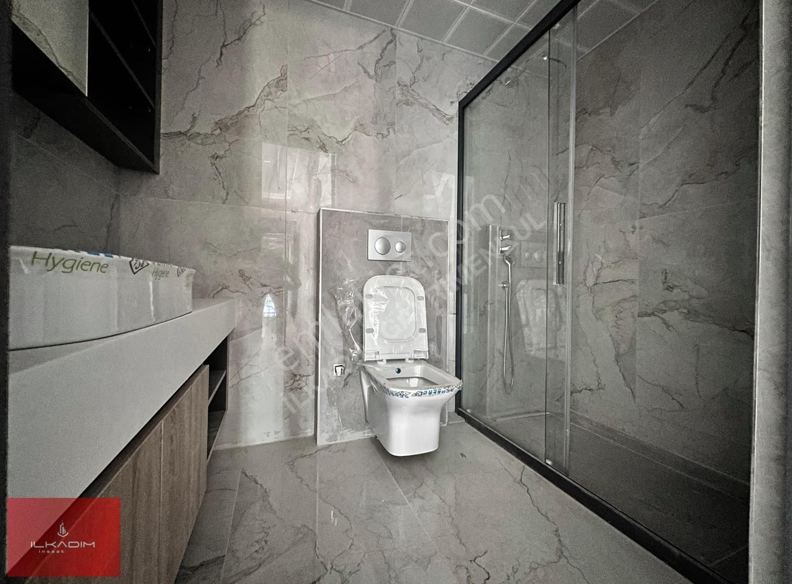 İlkadımdan Ovacıkta Bulvarda Yerden Isıtmalı Ada Mutfaklı 5+1 - Görsel 11