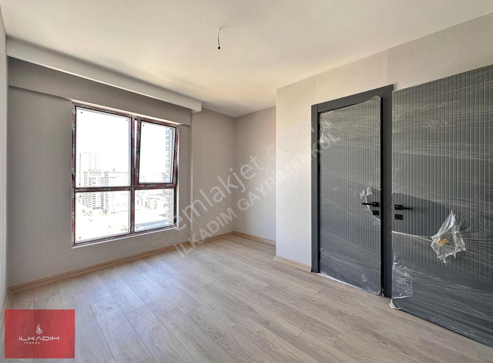 İlkadımdan Ovacıkta Bulvarda Yerden Isıtmalı Ada Mutfaklı 5+1 - Görsel 35