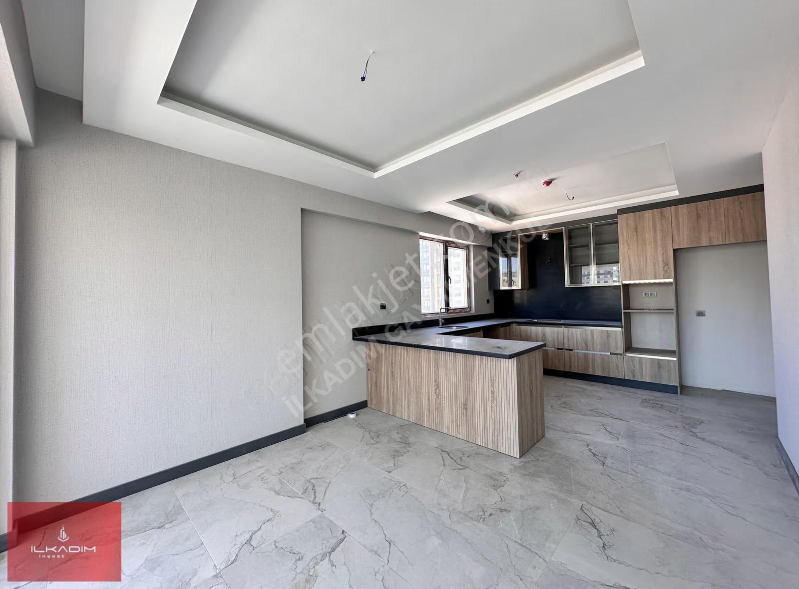 İlkadımdan Ovacıkta Bulvarda Yerden Isıtmalı Ada Mutfaklı 5+1 - Görsel 34