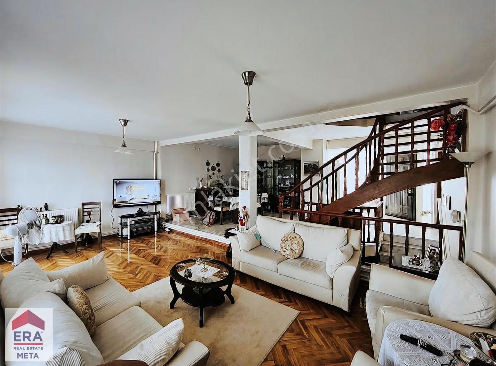 5+2 Deniz Manzaralı Yaz Kış Yaşama Hazır Lüks Villa - Görsel 12