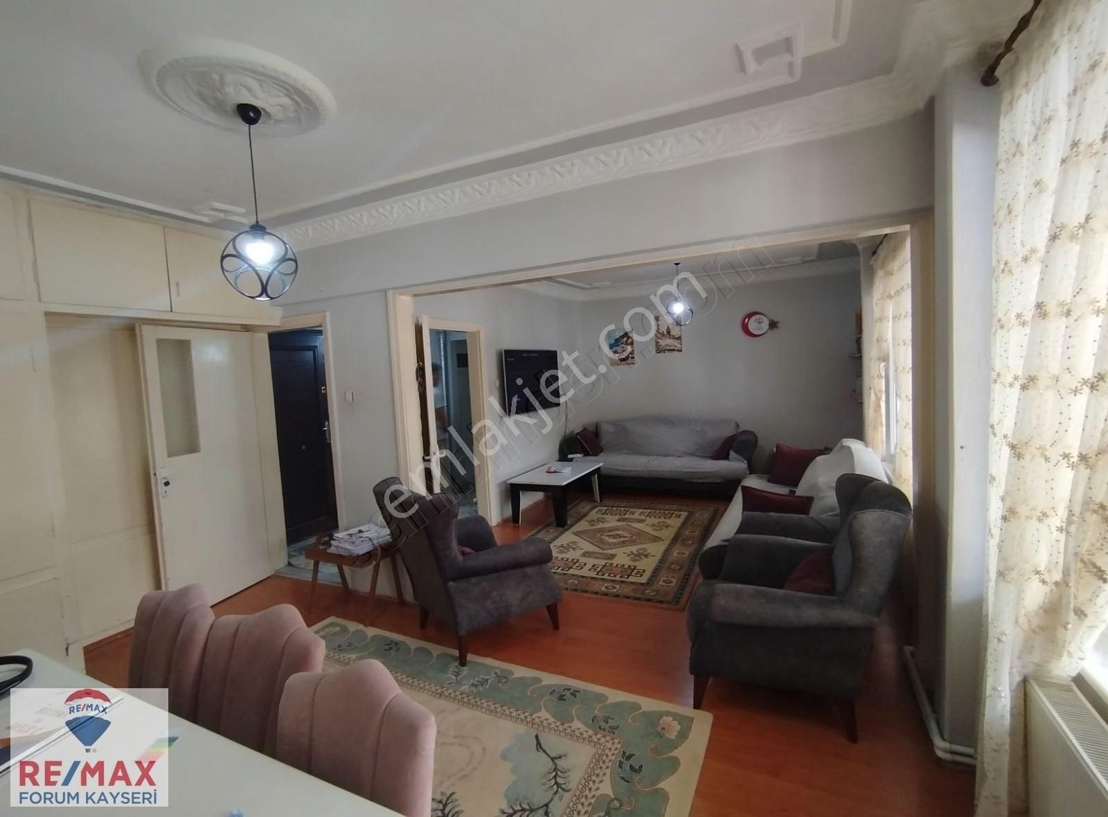 Nil Caddesinde Köşe Başı Fırsat Daire - Görsel 5