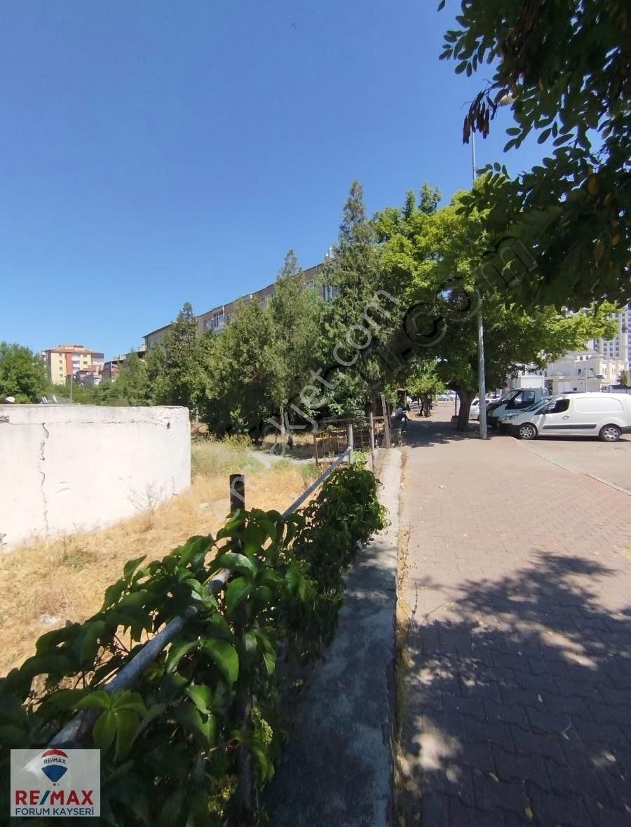 Nil Caddesinde Köşe Başı Fırsat Daire - Görsel 2