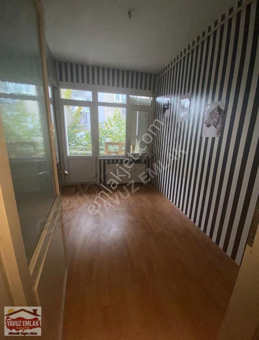 Yavuz Emlak'tan/beşiktaş Merkezde Geniş Temiz Düz Ayak 2+1 Daire - Görsel 3